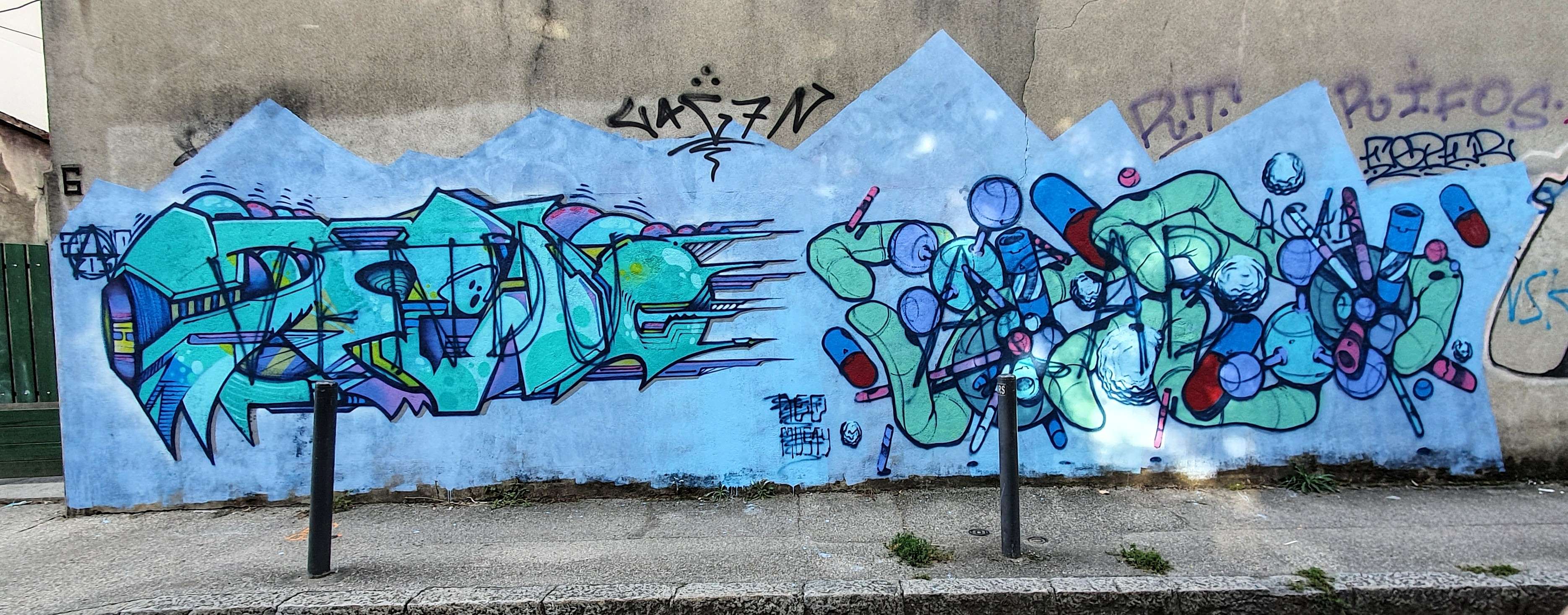 
								Street-art graffiti fresque 
								Neo Musty 
									6 Rue du Drac
									38000
									Grenoble
									France 
									Pat Finder
								Street-Art-Safari.com
								