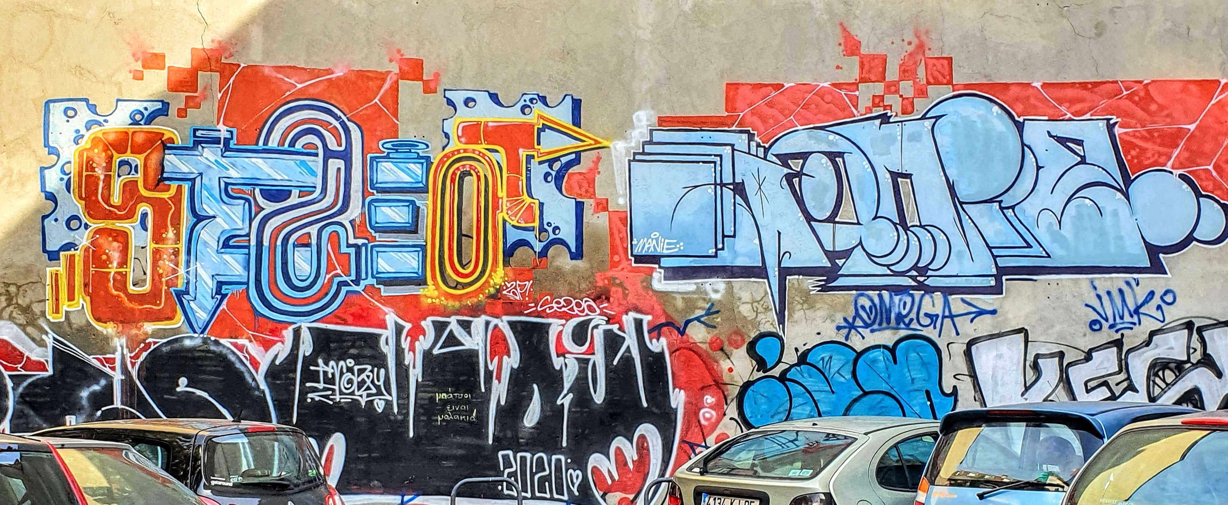 
								Street-art graffiti fresque 
								 
									160 Cours Berriat
									38000
									Grenoble
									France 
									Pat Finder
								Street-Art-Safari.com
								