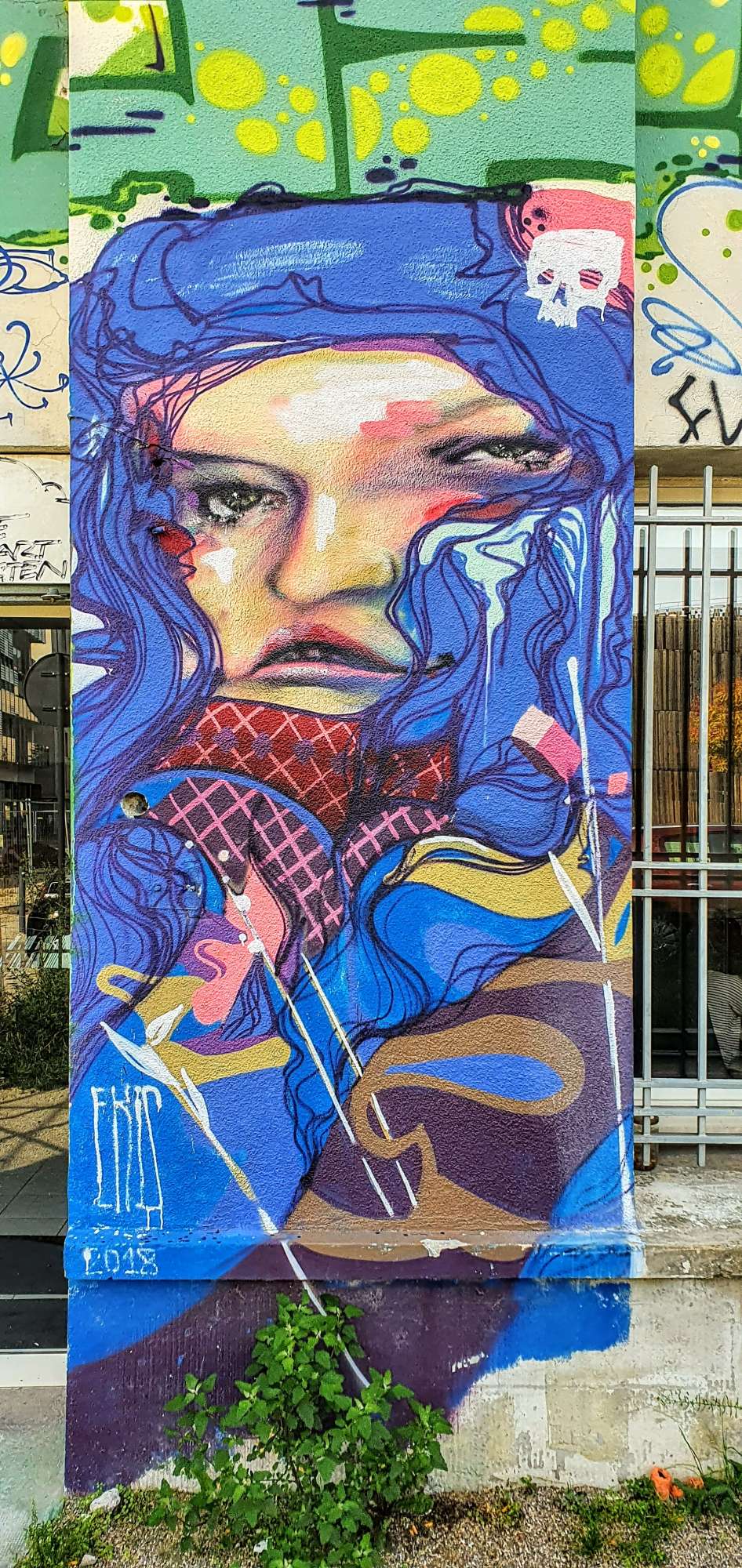 
								Street-art graffiti fresque 
								Ekis 
									1a Rue L&eacute;on Sestier
									38000
									Grenoble
									France 
									Pat Finder
								Street-Art-Safari.com
								