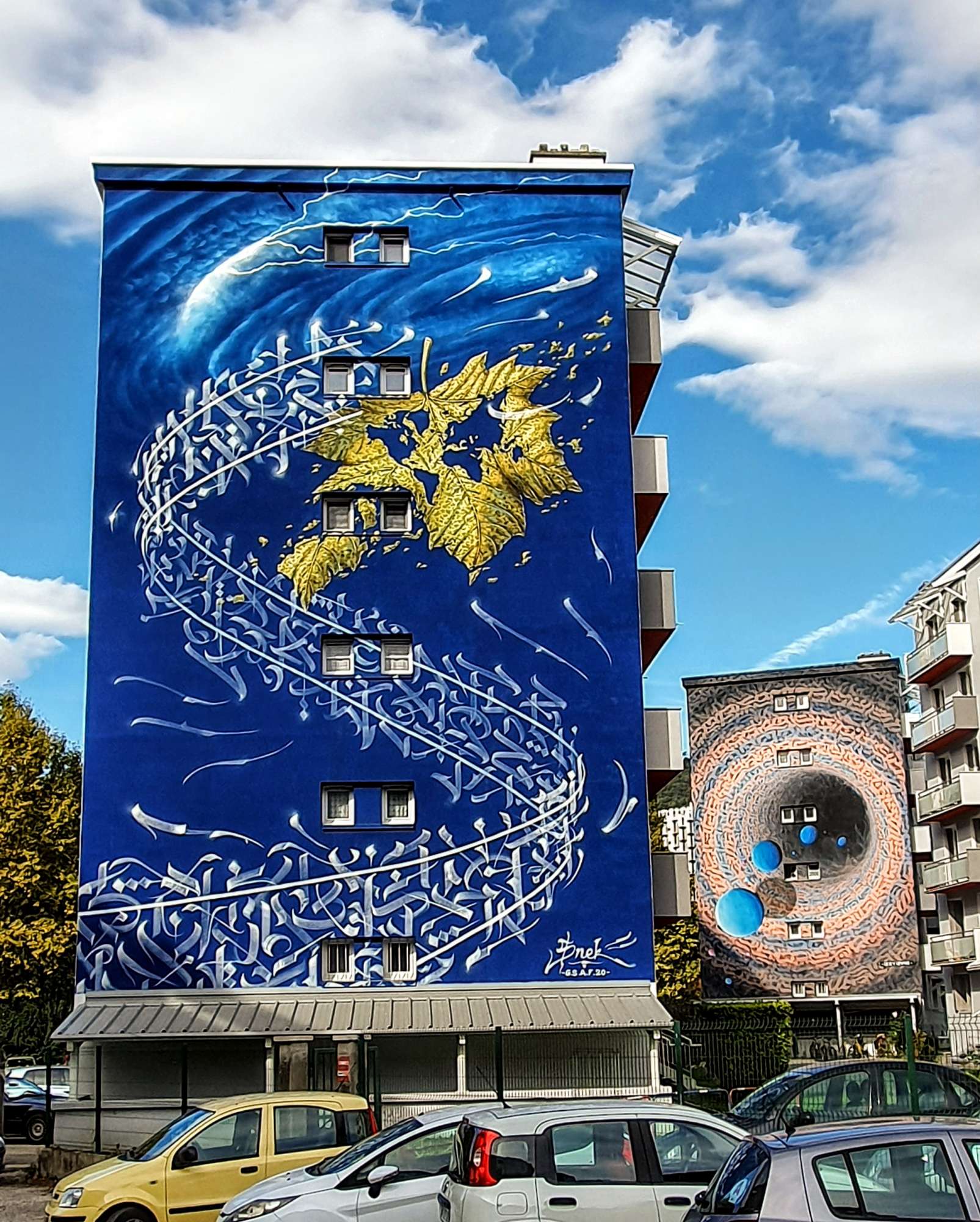 
								Street-art graffiti fresque 
								Izzy Izvne, Snek 
									7 Avenue de Valmy
									38100
									Grenoble
									France 
									Pat Finder
								Street-Art-Safari.com
								