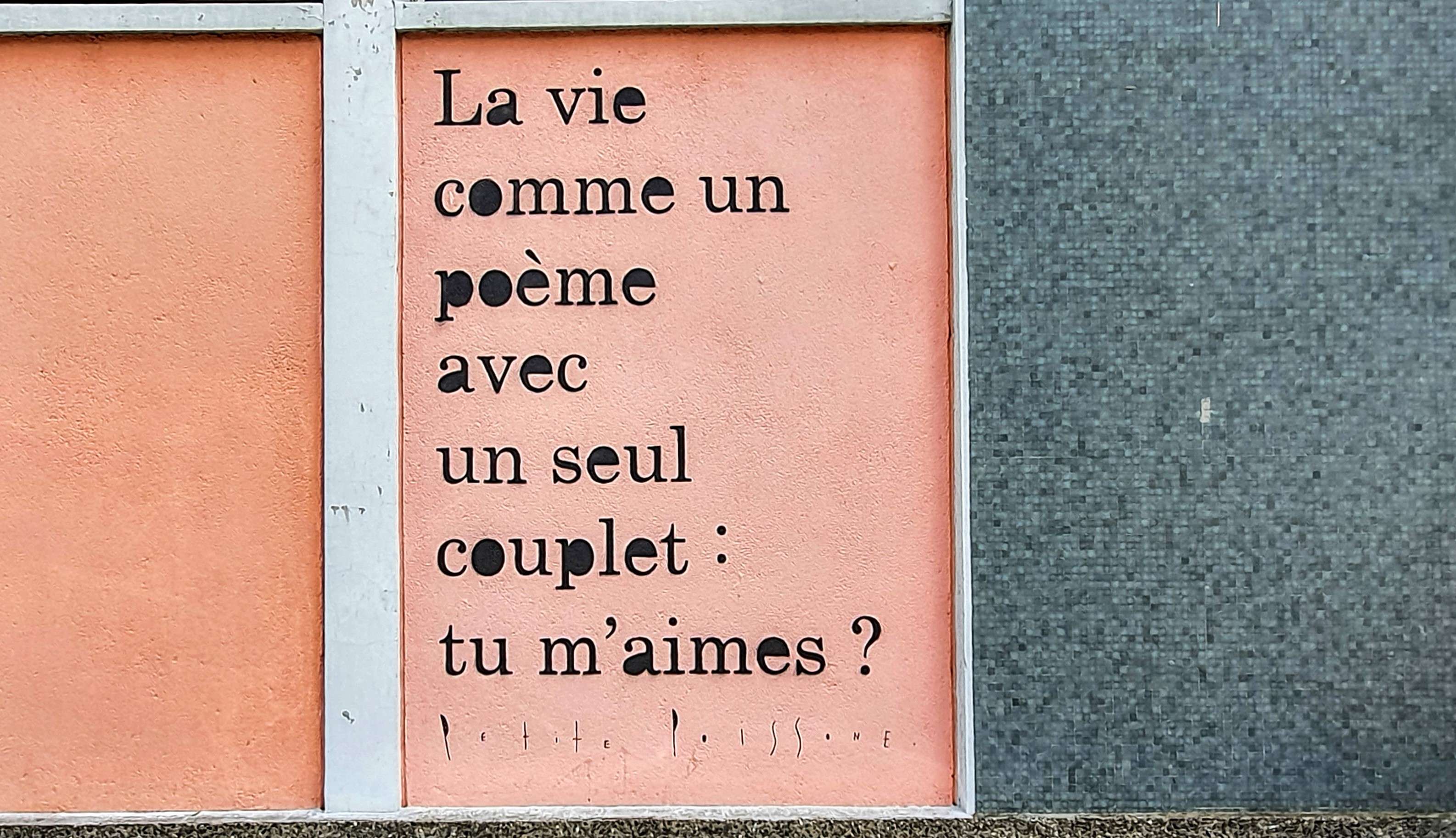 
								Street-art graffiti fresque 
								Petite Poissone 
									29 Place Karl Marx
									38400
									Saint-Martin-d'H&egrave;res
									France 
									Pat Finder
								Street-Art-Safari.com
								