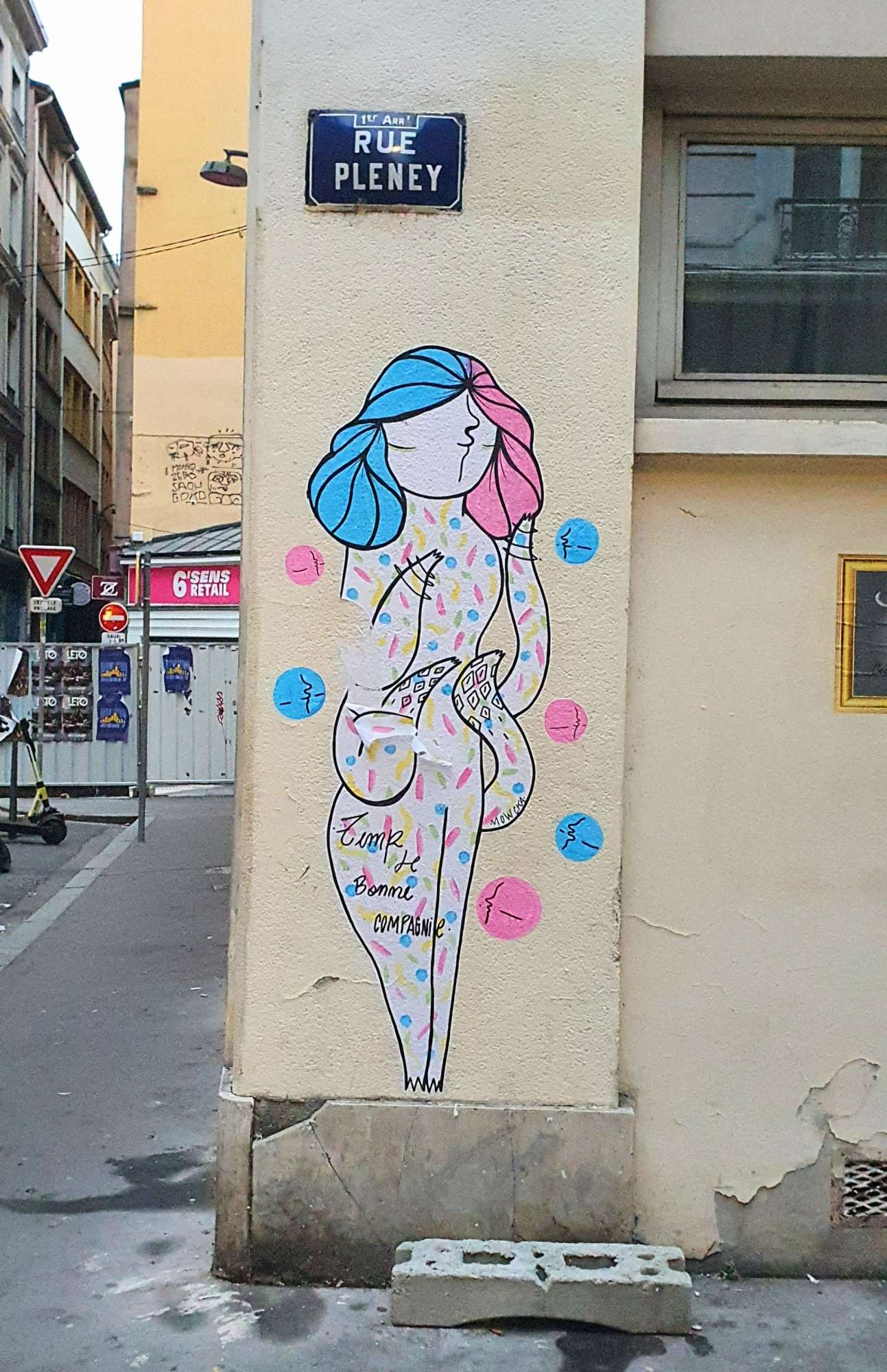 
								Street-art graffiti fresque 
								Mowcka 
									37 Rue Paul Chenavard
									69001
									Lyon
									France 
									Pat Finder
								Street-Art-Safari.com
								