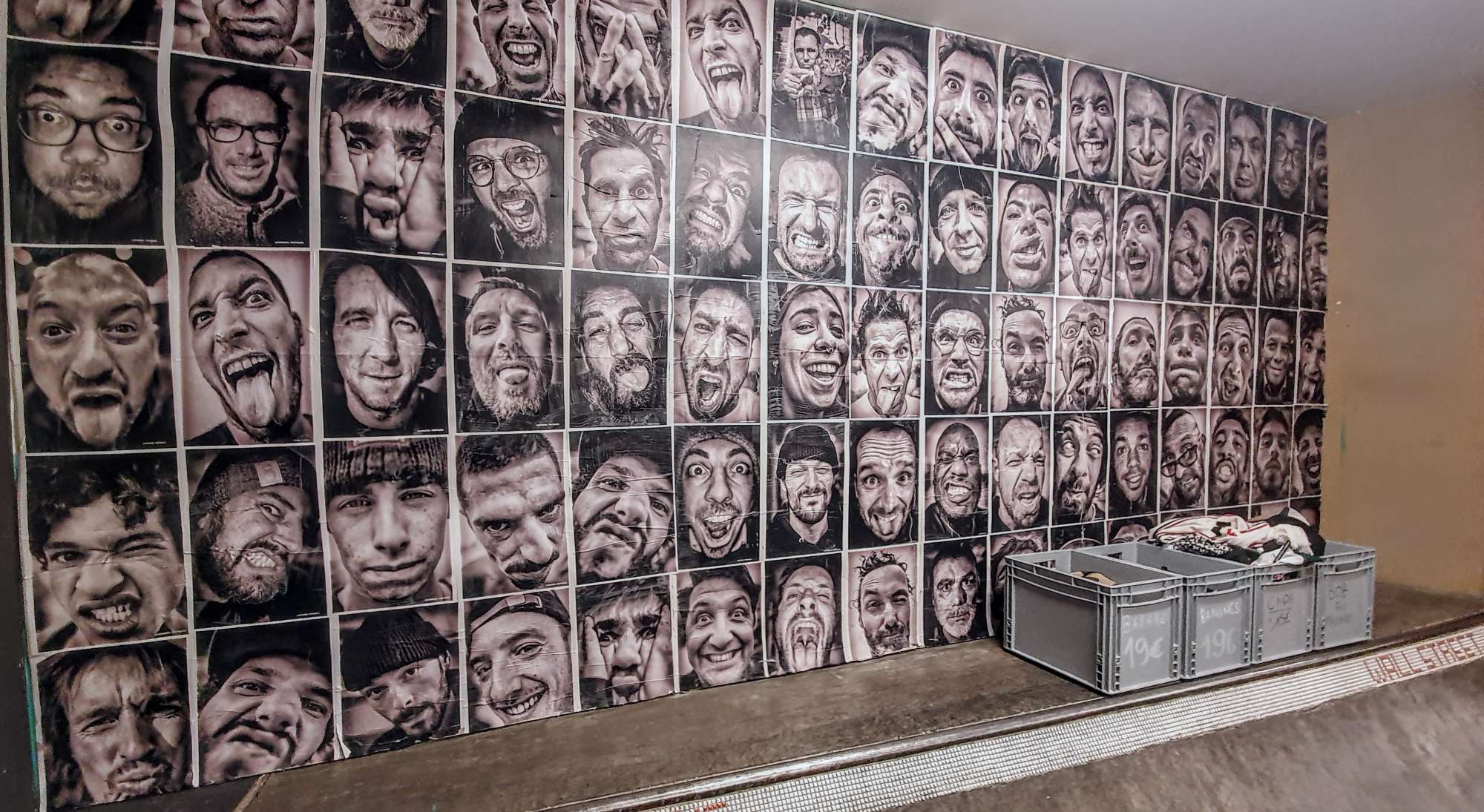 
								Street-art graffiti fresque 
								Canardo 
									7 Rue de la Plati&egrave;re
									69001
									Lyon
									France 
									Pat Finder
								Street-Art-Safari.com
								