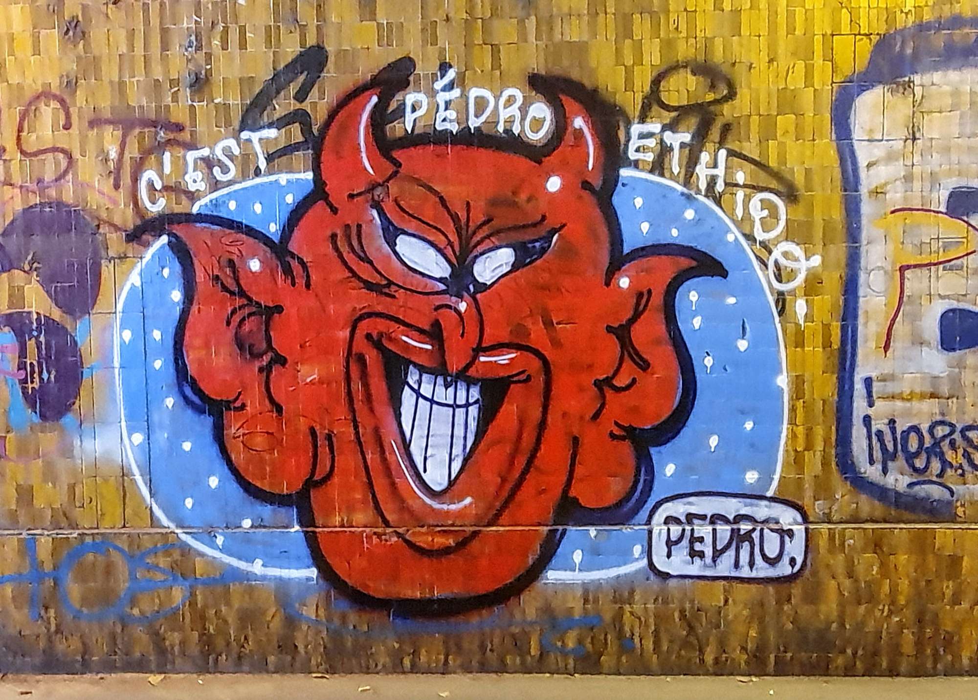 
								Street-art graffiti fresque 
								 
									14 Place des Archives
									69002
									Lyon
									France 
									Pat Finder
								Street-Art-Safari.com
								