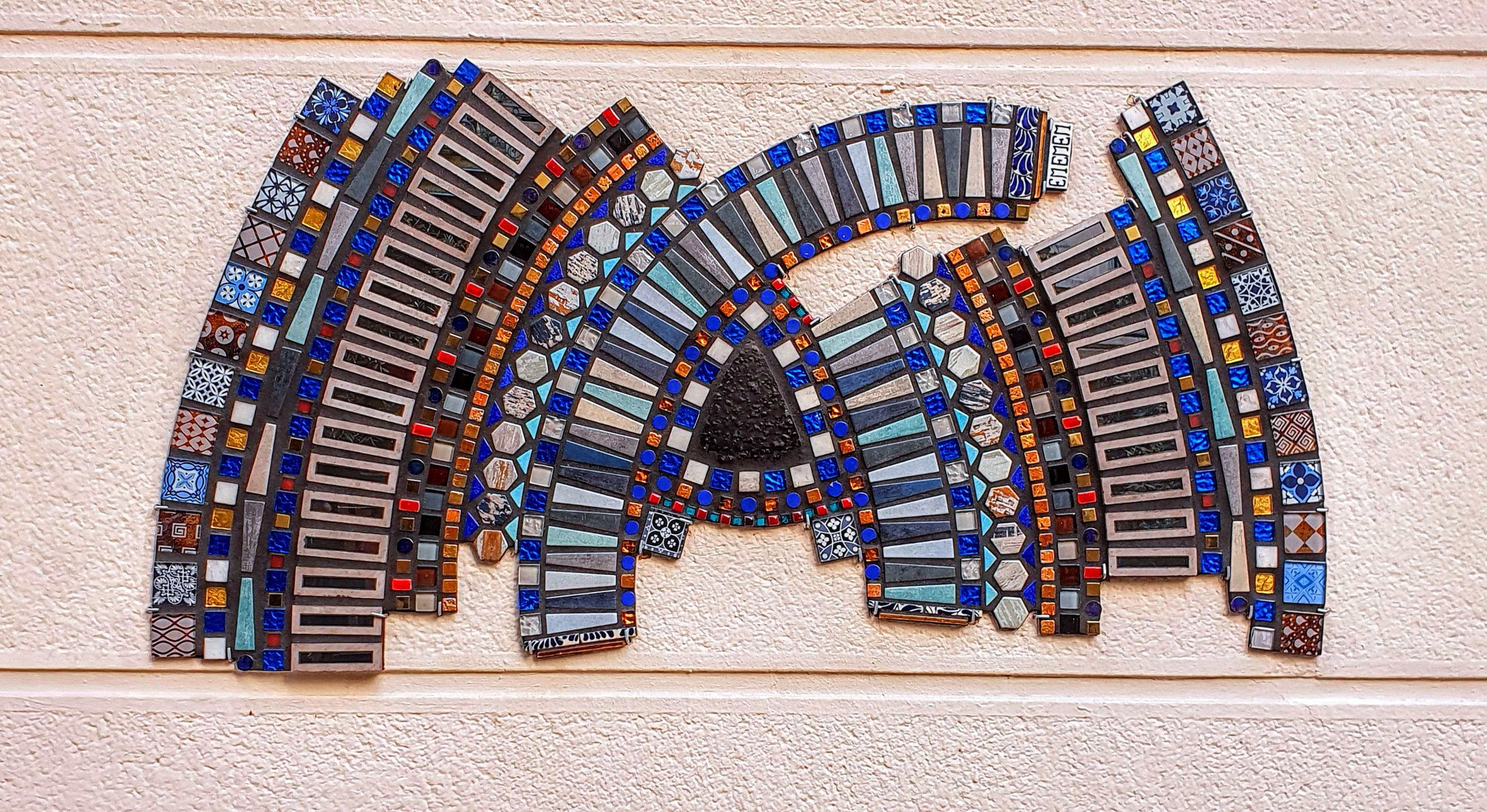 
								Street-art graffiti fresque 
								Ememem 
									9 Rue des Augustins
									69001
									Lyon
									France 
									Pat Finder
								Street-Art-Safari.com
								