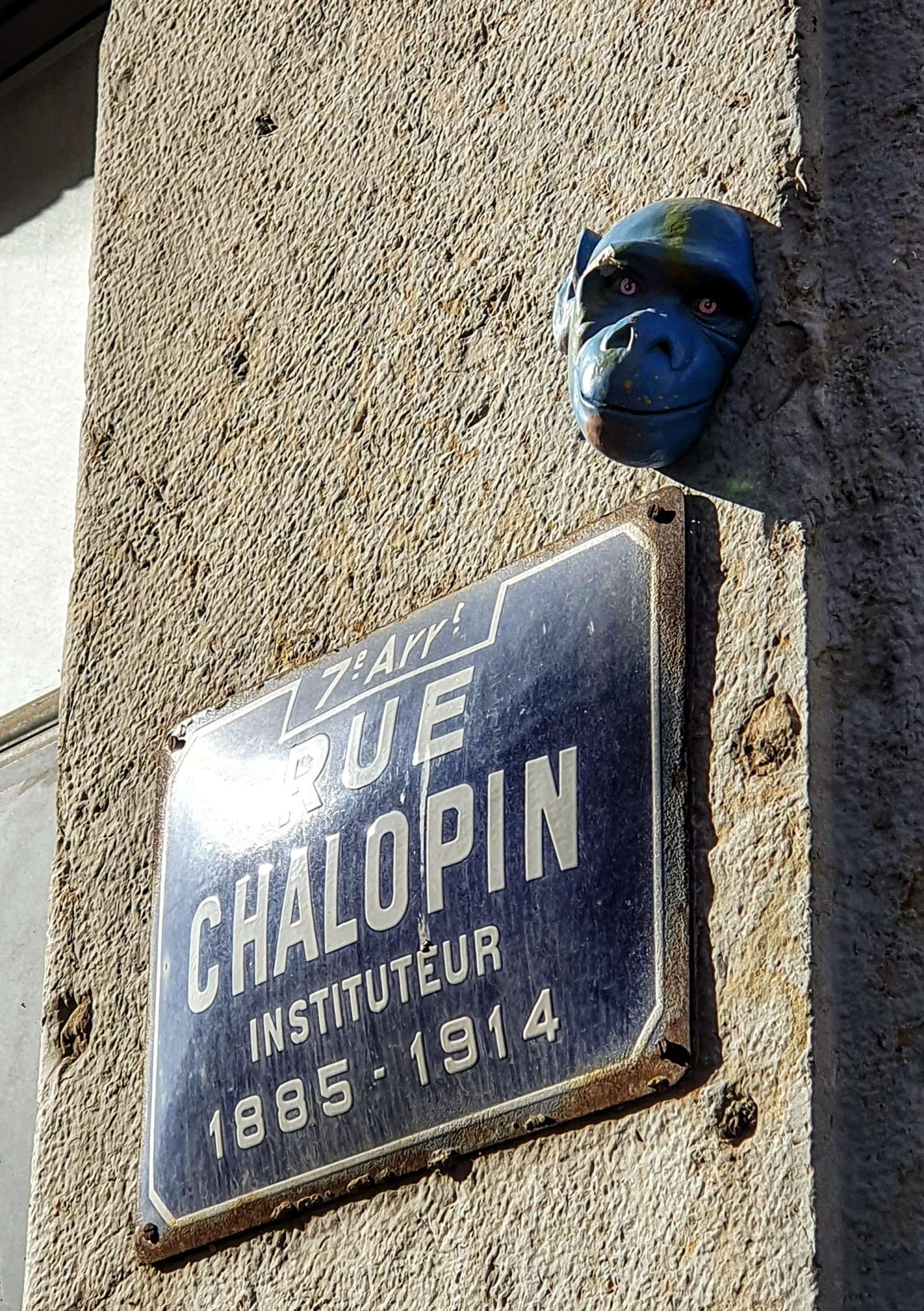 
								Street-art graffiti fresque 
								Zorm 
									9 Rue de la Thibaudi&egrave;re
									69007
									Lyon
									France 
									Pat Finder
								Street-Art-Safari.com
								