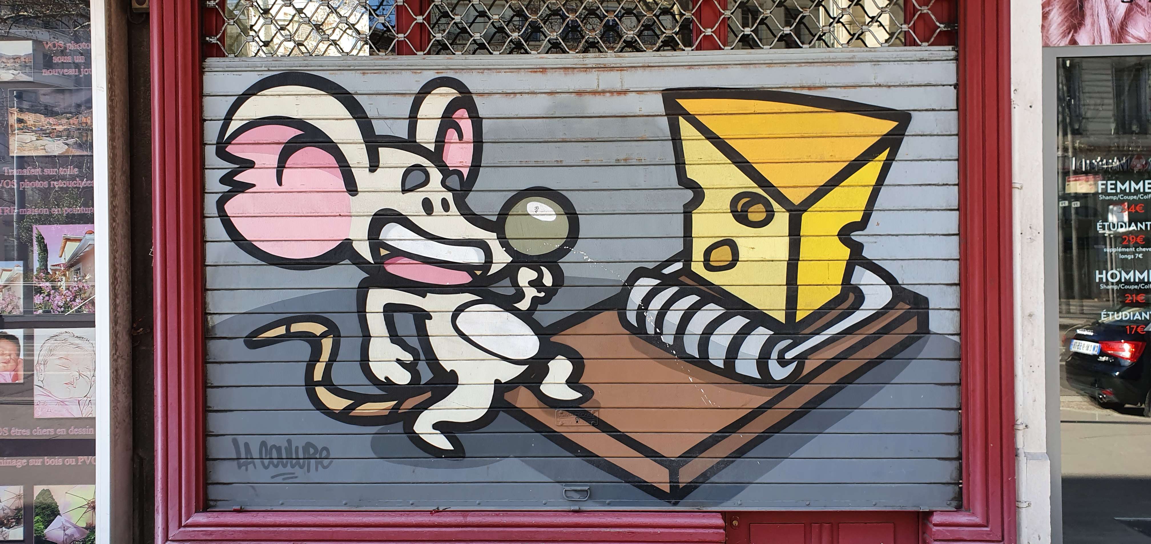 
								Street-art graffiti fresque 
								La Coulure 
									43 Rue Elie Rochette
									69007
									Lyon
									France 
									Pat Finder
								Street-Art-Safari.com
								