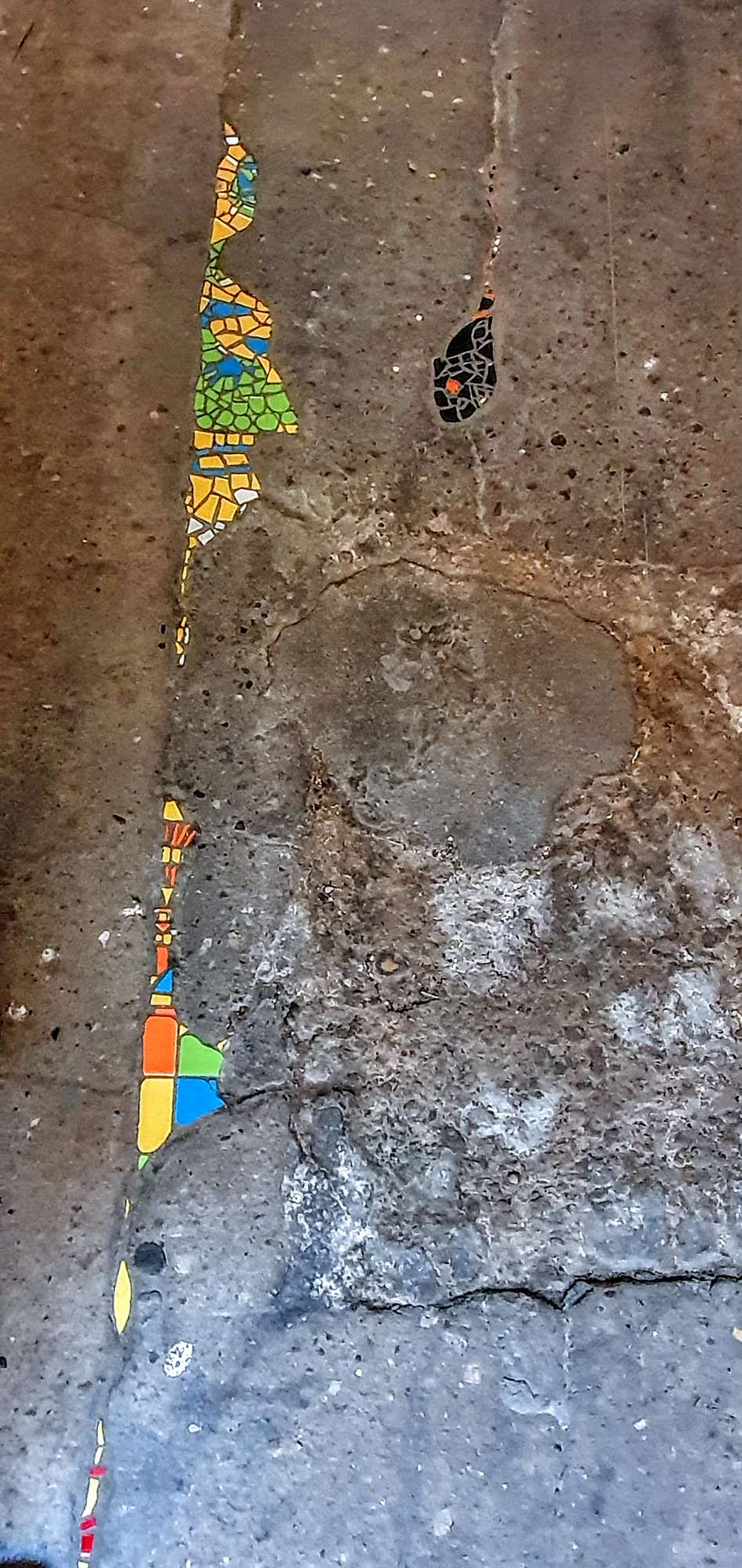 
								Street-art graffiti fresque 
								Ememem 
									7 Rue des Capucins
									69001
									Lyon
									France 
									Pat Finder
								Street-Art-Safari.com
								