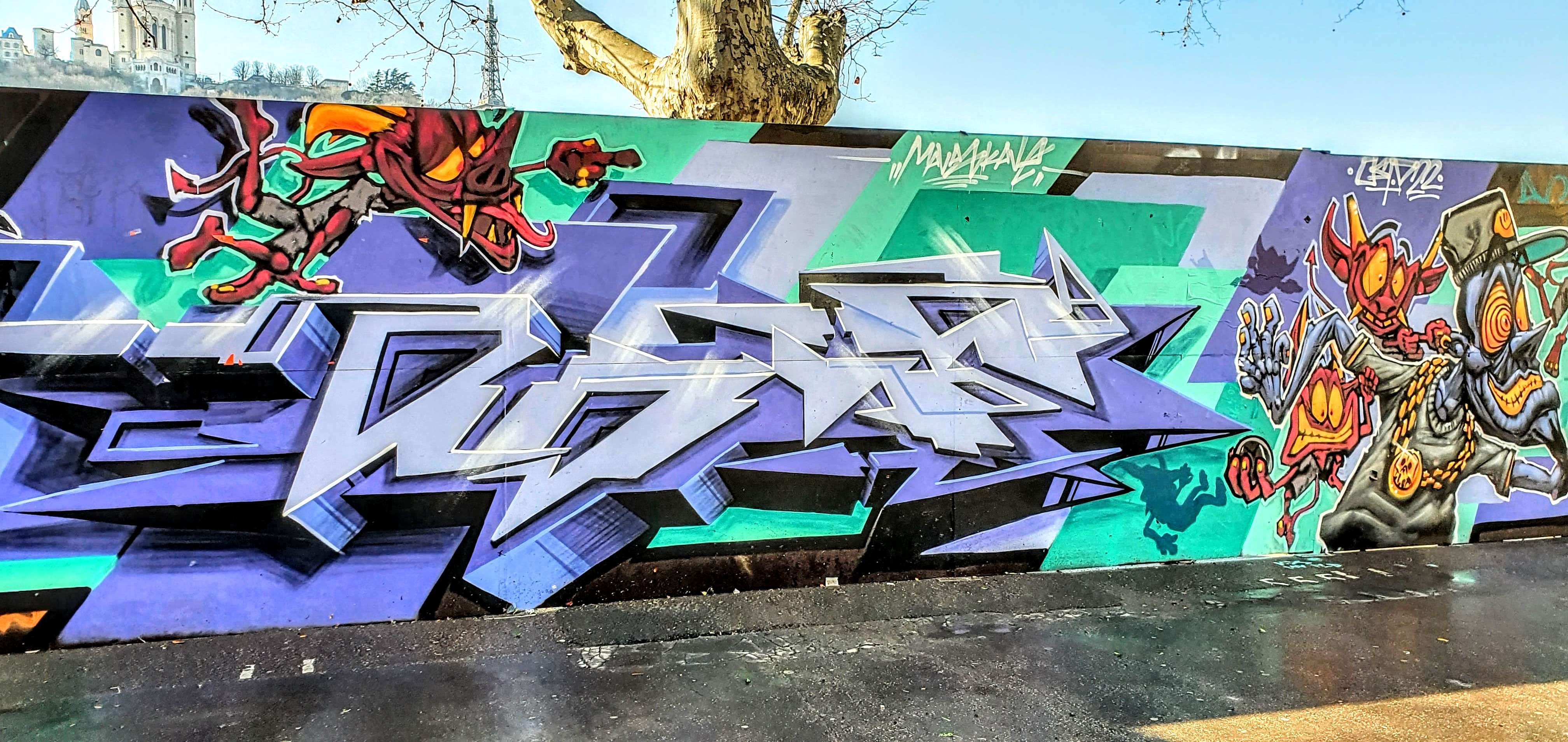 
								Street-art graffiti fresque 
								Ask&eacute;, Skema 
									36 Quai Saint-Antoine
									69002
									Lyon
									France 
									Pat Finder
								Street-Art-Safari.com
								