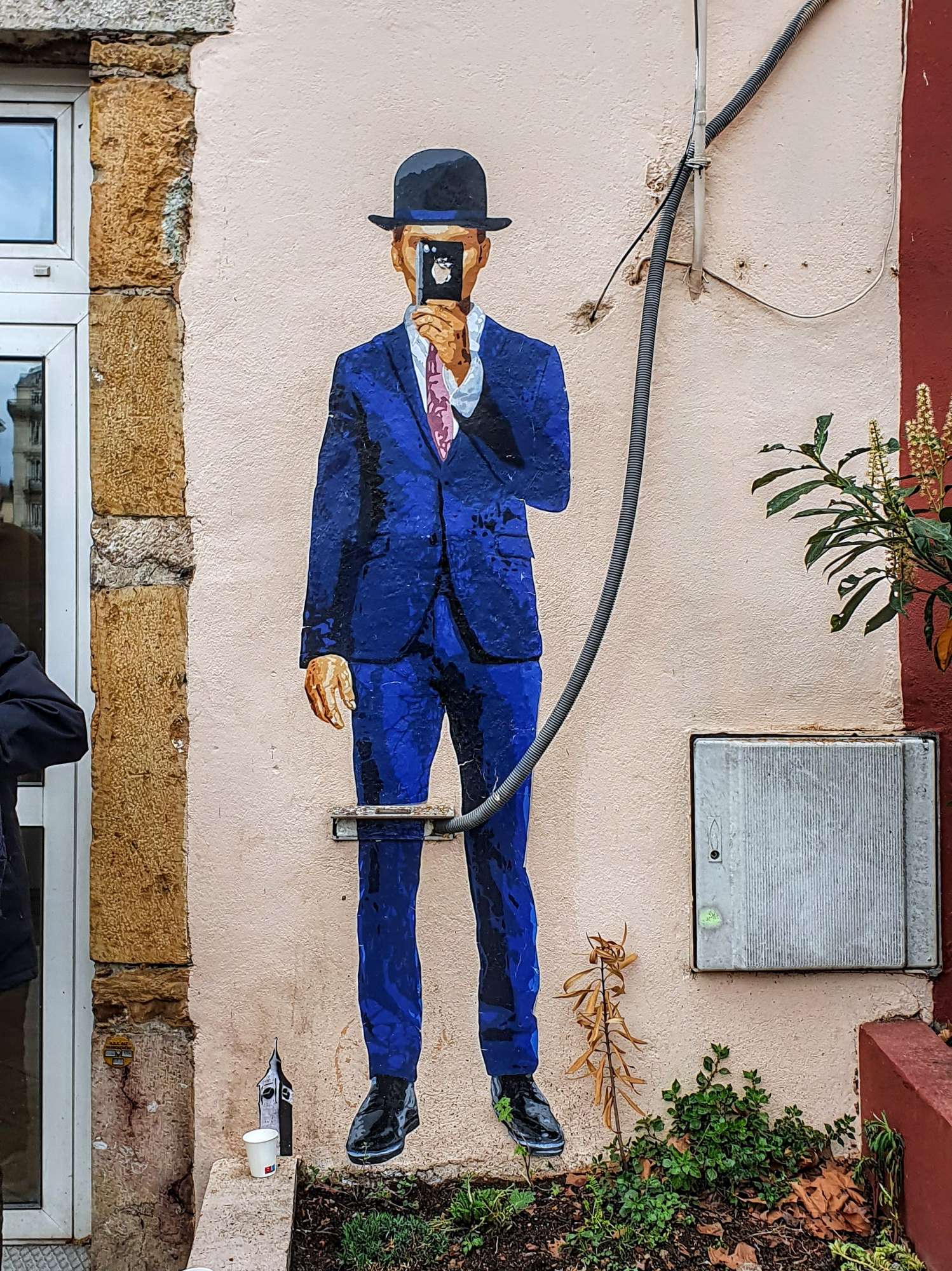 
								Street-art graffiti fresque 
								Big Ben 
									15 Quai Fulchiron
									69005
									Lyon
									France 
									Pat Finder
								Street-Art-Safari.com
								