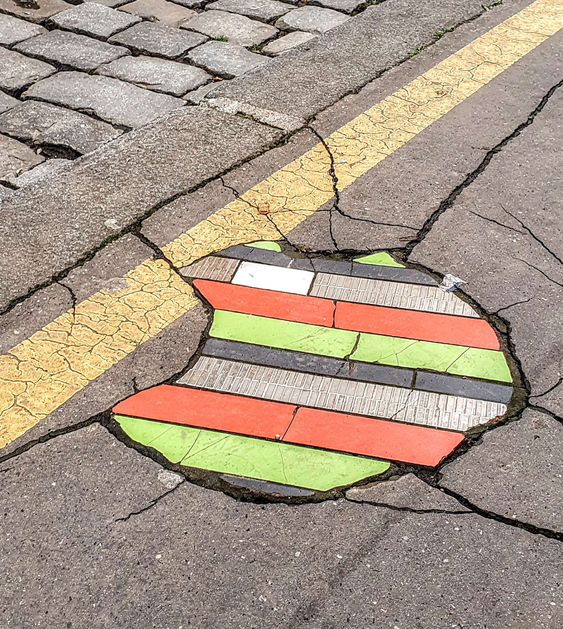 
								Street-art graffiti fresque 
								Ememem 
									14 Rue Sala
									69002
									Lyon
									France 
									Pat Finder
								Street-Art-Safari.com
								