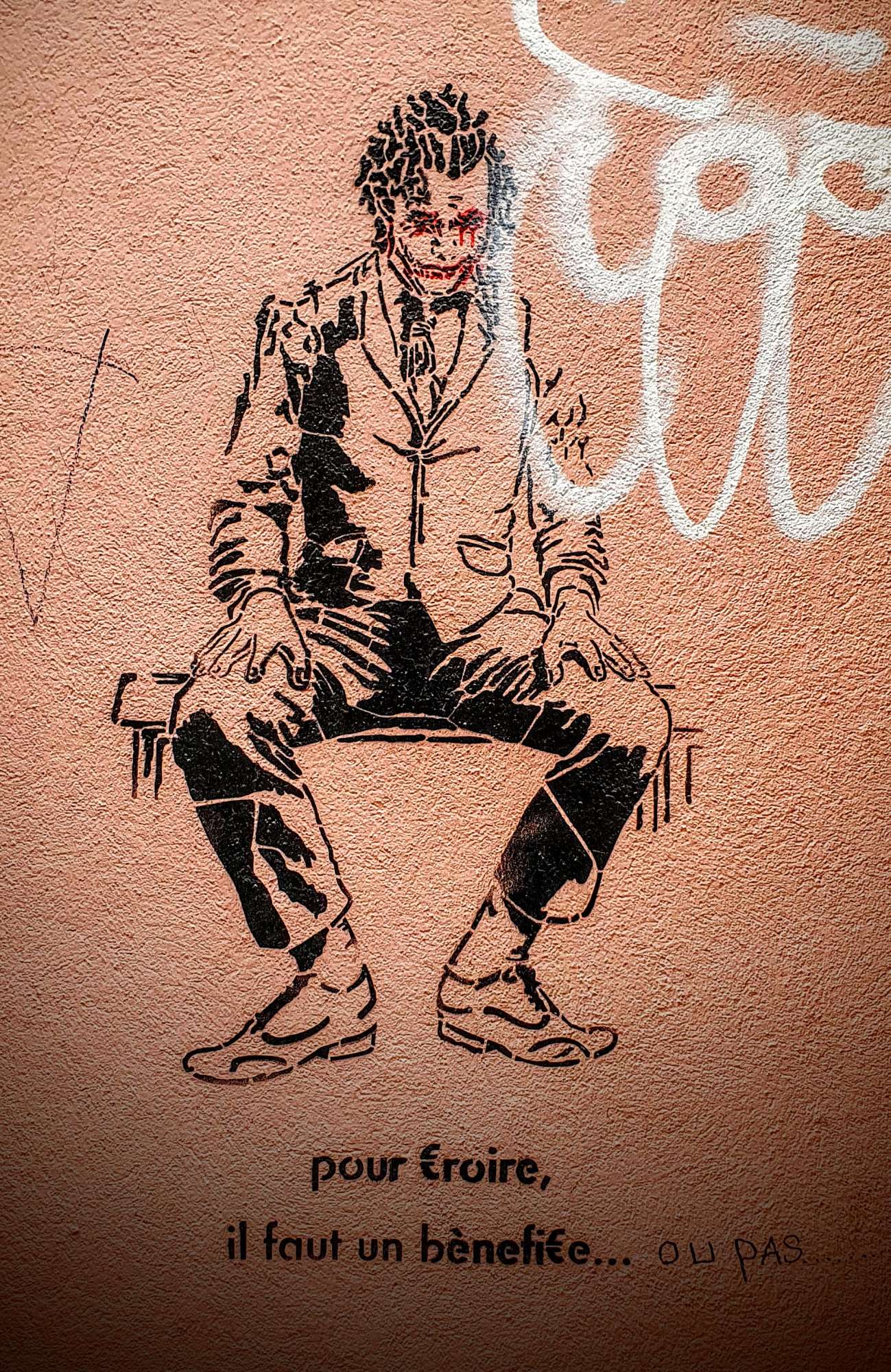 
								Street-art graffiti fresque 
								KillRoy 
									24 Quai Fulchiron
									69005
									Lyon
									France 
									Pat Finder
								Street-Art-Safari.com
								