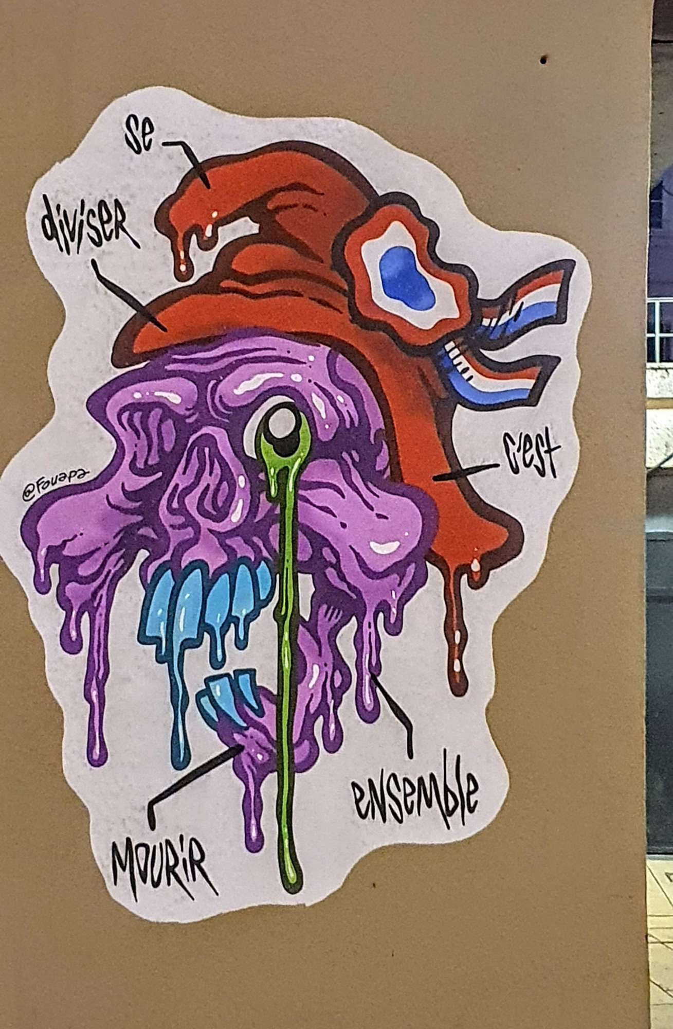 
								Street-art graffiti fresque 
								Fouapa 
									5 Place des Capucins
									69001
									Lyon
									France 
									Pat Finder
								Street-Art-Safari.com
								