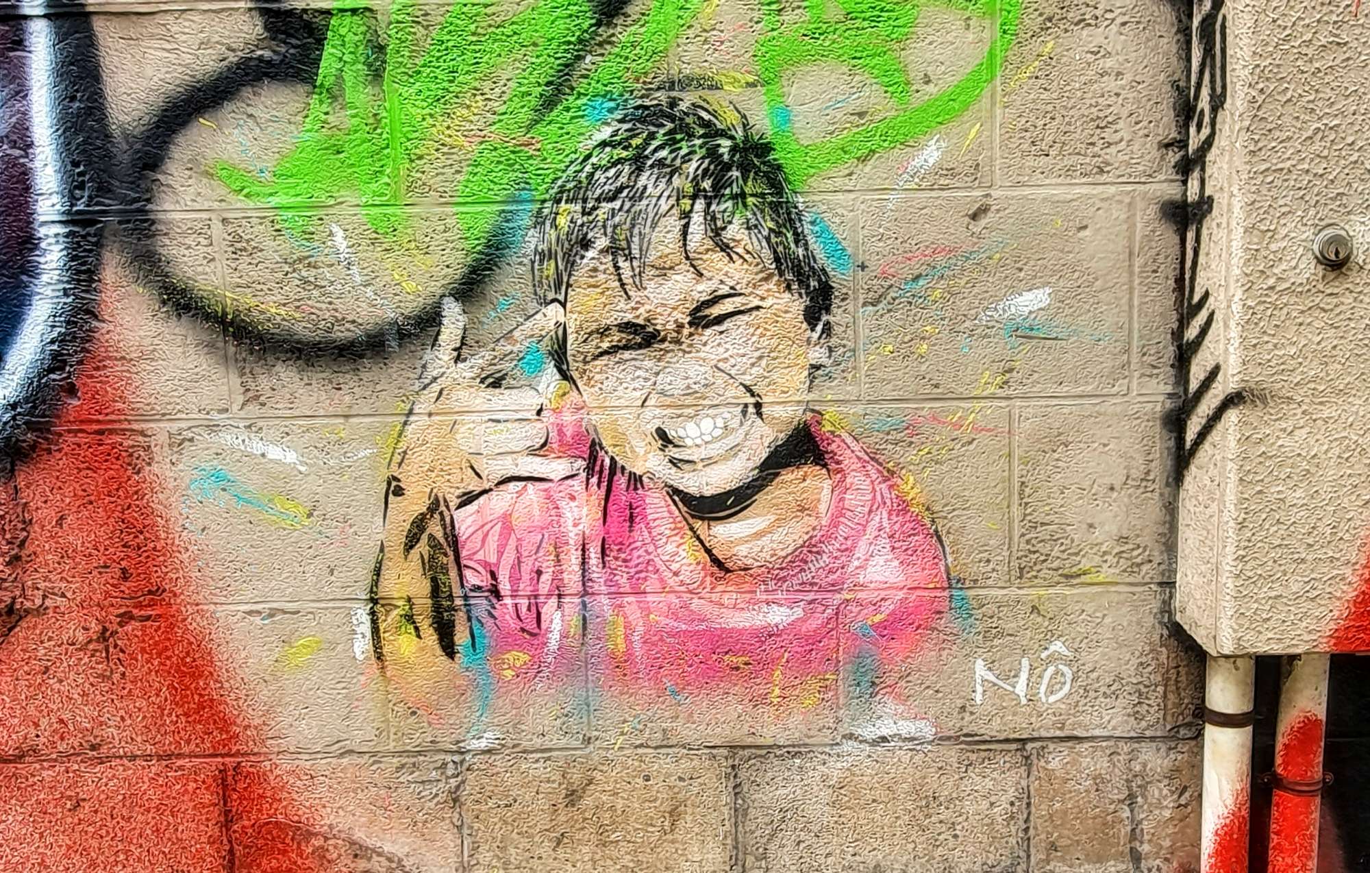 
								Street-art graffiti fresque 
								N&ocirc; 
									1 Rue Florian
									75020
									Paris
									France 
									Pat Finder
								Street-Art-Safari.com
								