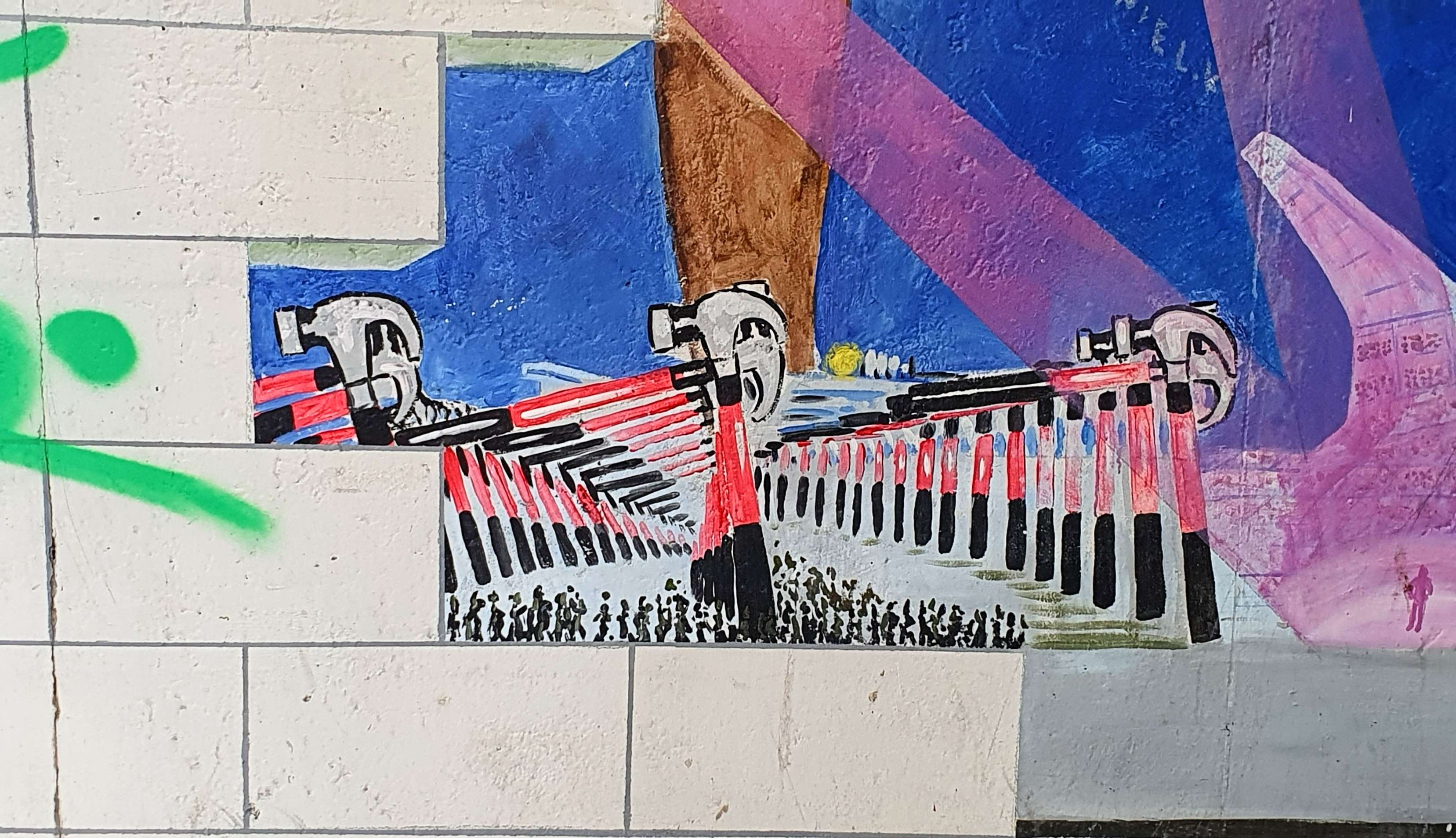 
								Street-art graffiti fresque 
								 
									29 M&uuml;hlenstra&szlig;e
									10243
									Berlin
									Germany 
									Pat Finder
								Street-Art-Safari.com
								