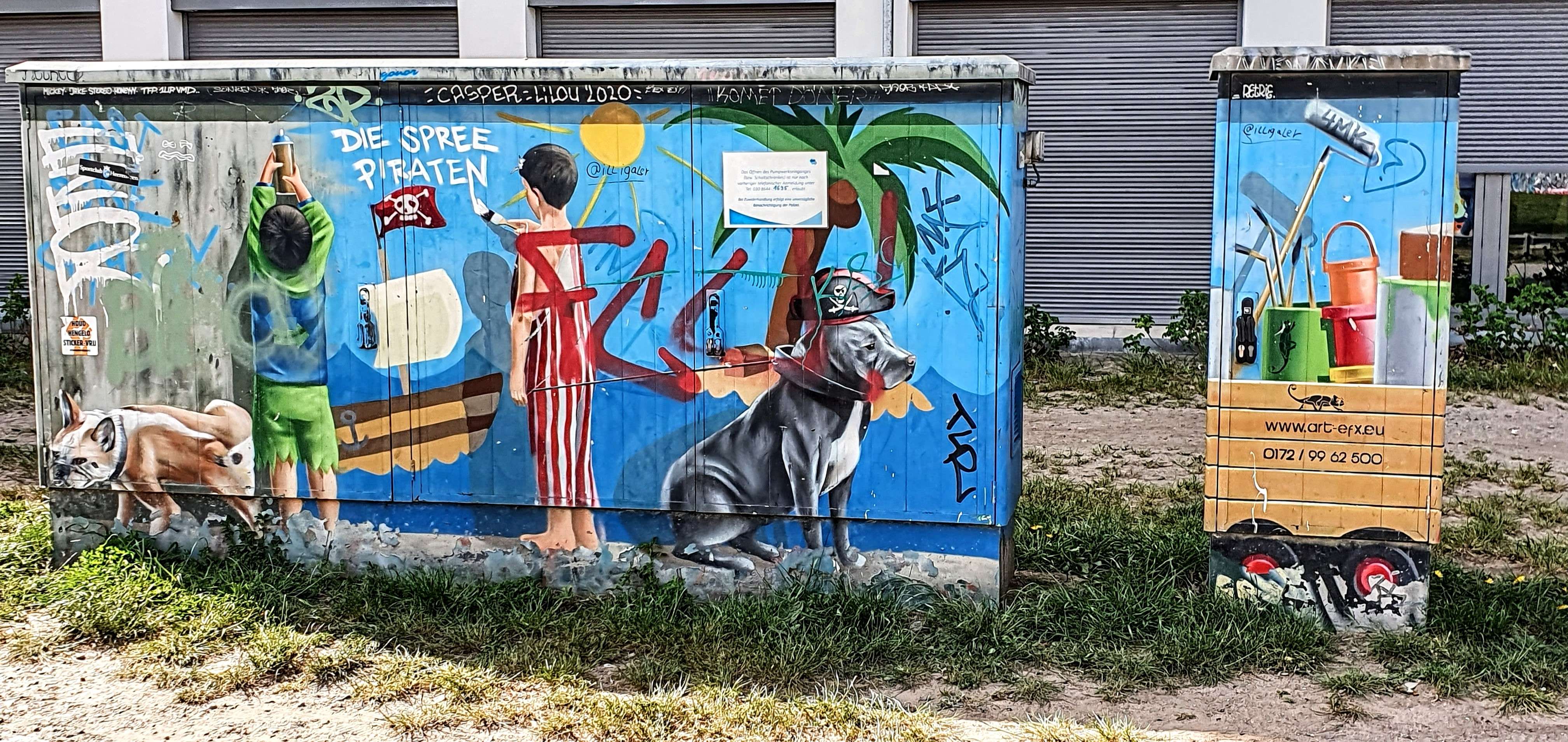 
								Street-art graffiti fresque 
								 
									39 Stralauer Platz
									10243
									Berlin
									Germany 
									Pat Finder
								Street-Art-Safari.com
								