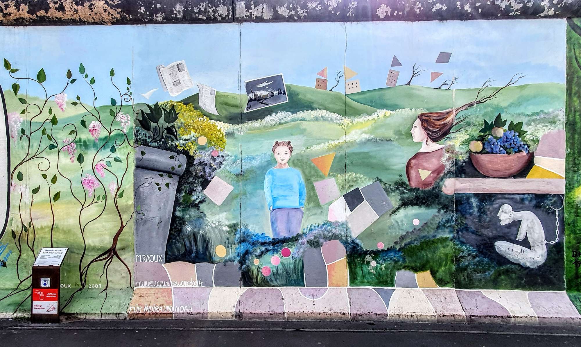 
								Street-art graffiti fresque 
								 
									73 M&uuml;hlenstra&szlig;e
									10243
									Berlin
									Germany 
									Pat Finder
								Street-Art-Safari.com
								