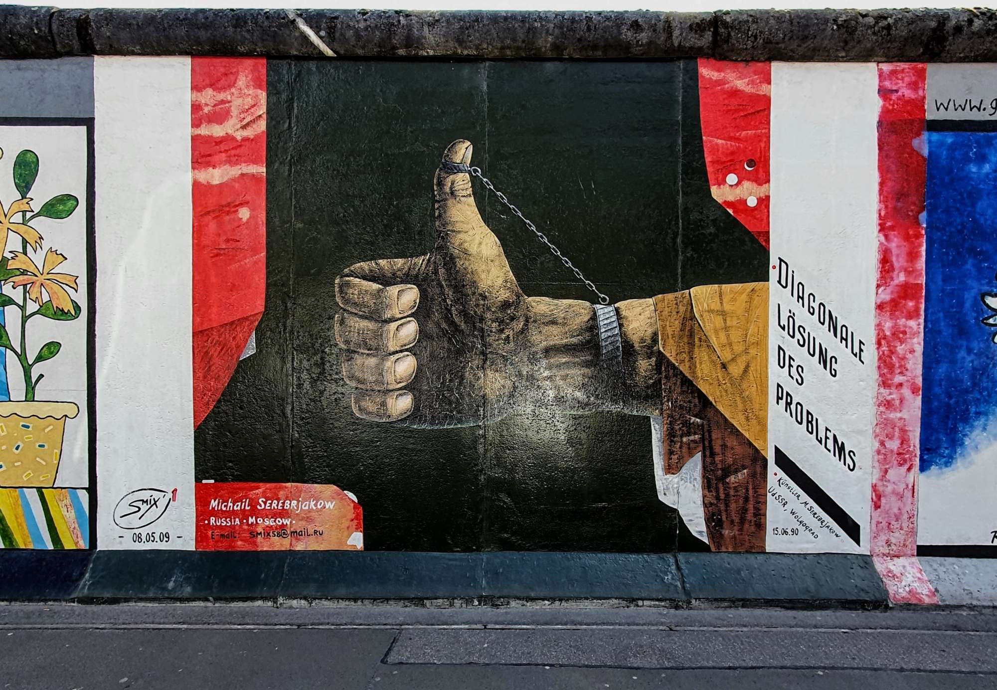 
								Street-art graffiti fresque 
								 
									76 M&uuml;hlenstra&szlig;e
									10243
									Berlin
									Germany 
									Pat Finder
								Street-Art-Safari.com
								