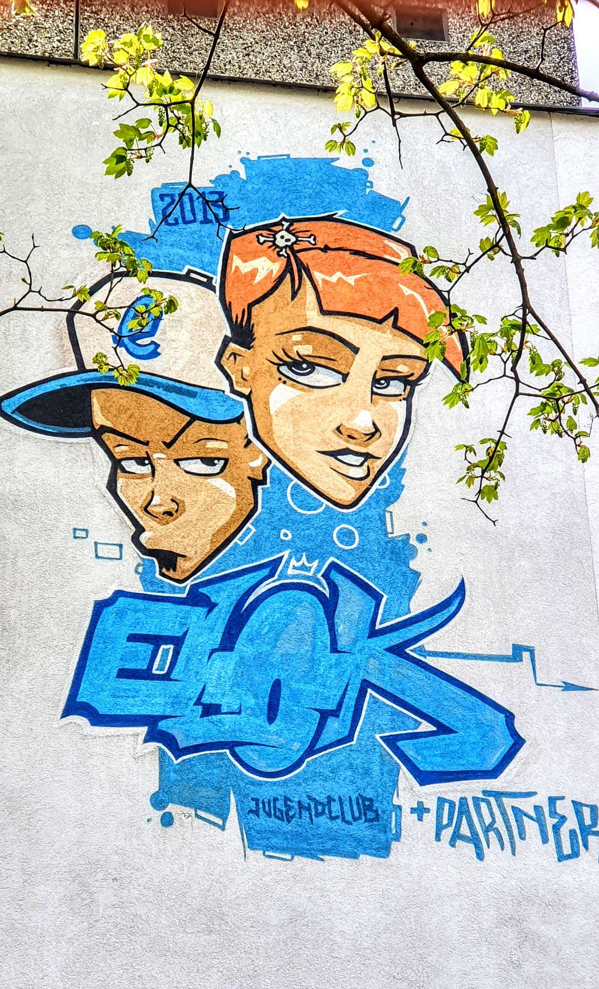 
								Street-art graffiti fresque 
								 
									6 Laskerstra&szlig;e
									10245
									Berlin
									Germany 
									Pat Finder
								Street-Art-Safari.com
								