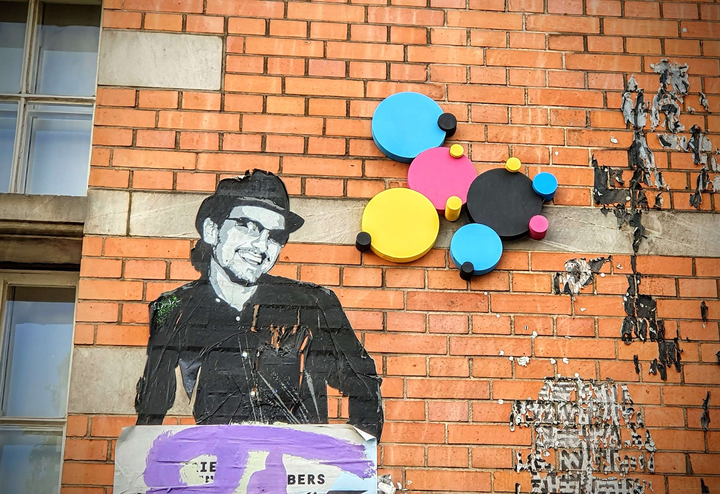 
								Street-art graffiti fresque 
								 
									118 Waldemarstra&szlig;e
									10997
									Berlin
									Germany 
									Pat Finder
								Street-Art-Safari.com
								