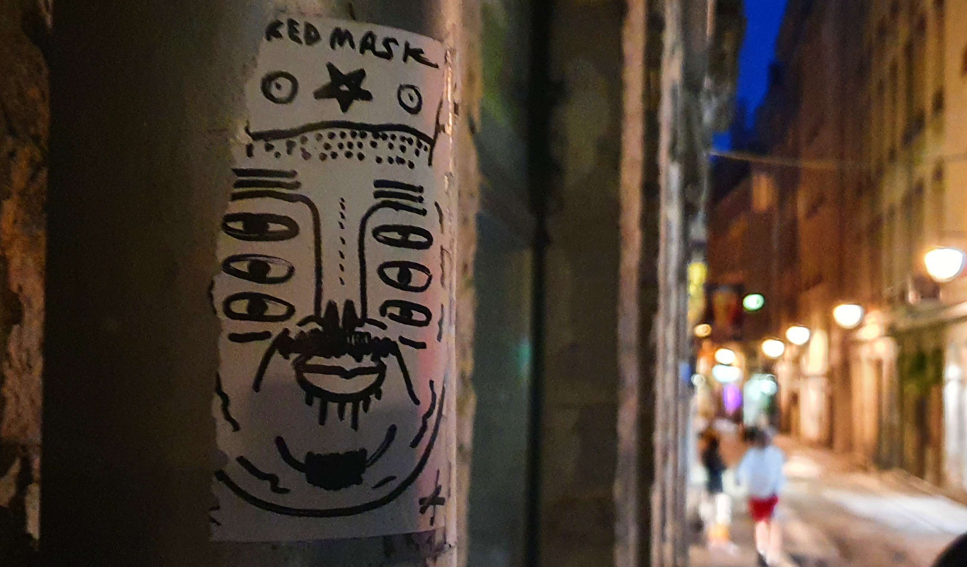 
								Street-art graffiti fresque 
								MaskedMask 
									5 Rue Sainte-Catherine
									69001
									Lyon
									France 
									Pat Finder
								Street-Art-Safari.com
								