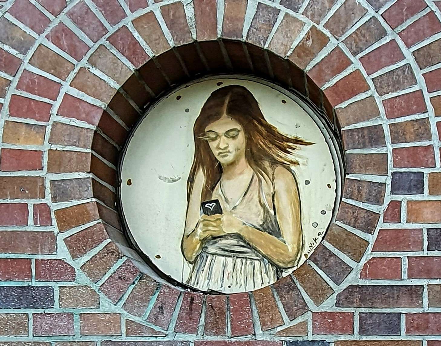 
								Street-art graffiti fresque 
								 
									86 Gartenstra&szlig;e
									10115
									Berlin
									Germany 
									Pat Finder
								Street-Art-Safari.com
								