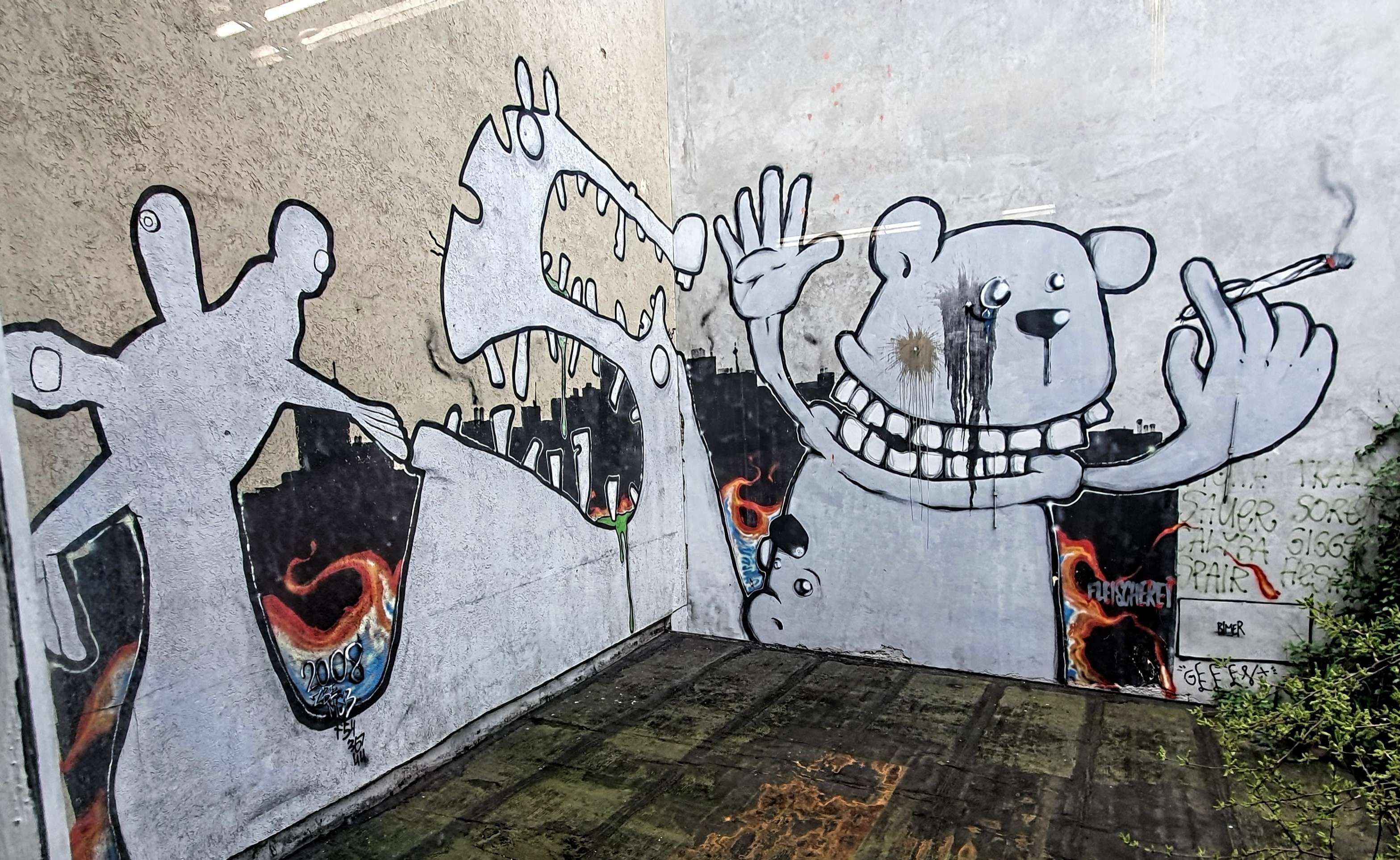 
								Street-art graffiti fresque 
								 
									34/35 Rosenthaler Stra&szlig;e
									10178
									Berlin
									Germany 
									Pat Finder
								Street-Art-Safari.com
								