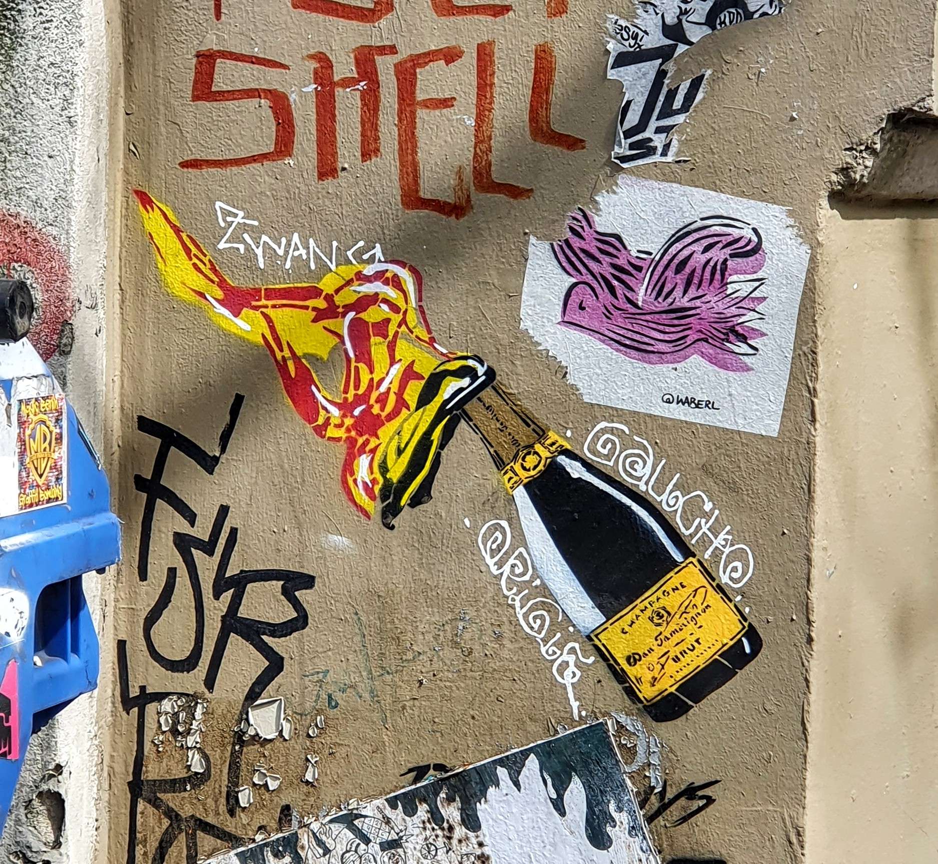 
								Street-art graffiti fresque 
								 
									49 Skalitzer Stra&szlig;e
									10997
									Berlin
									Germany 
									Pat Finder
								Street-Art-Safari.com
								