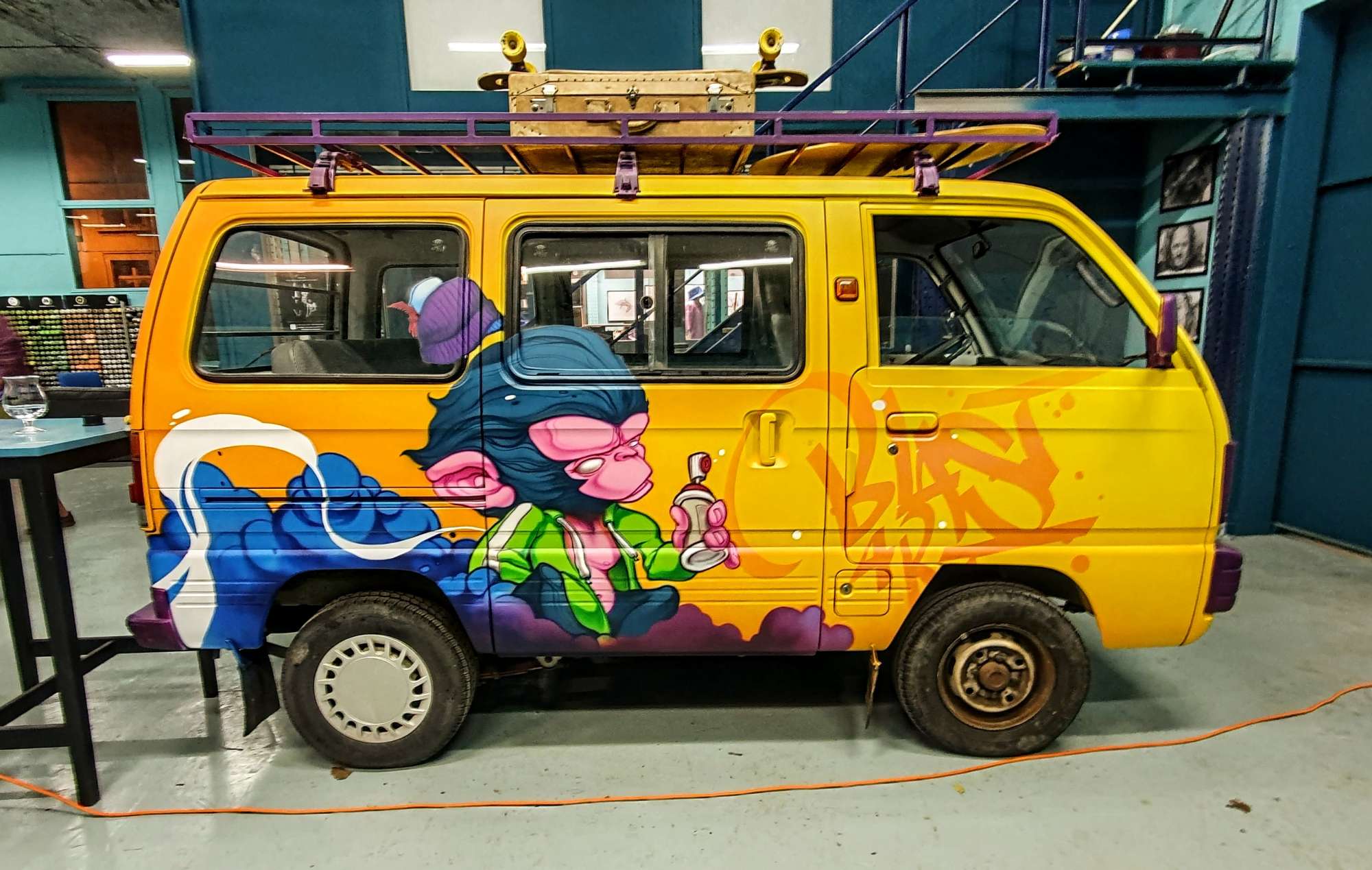 
								Street-art graffiti fresque 
								Blast, Kalouf 
									80 Rue Saint-Pierre de Vaise
									69009
									Lyon
									France 
									Pat Finder
								Street-Art-Safari.com
								