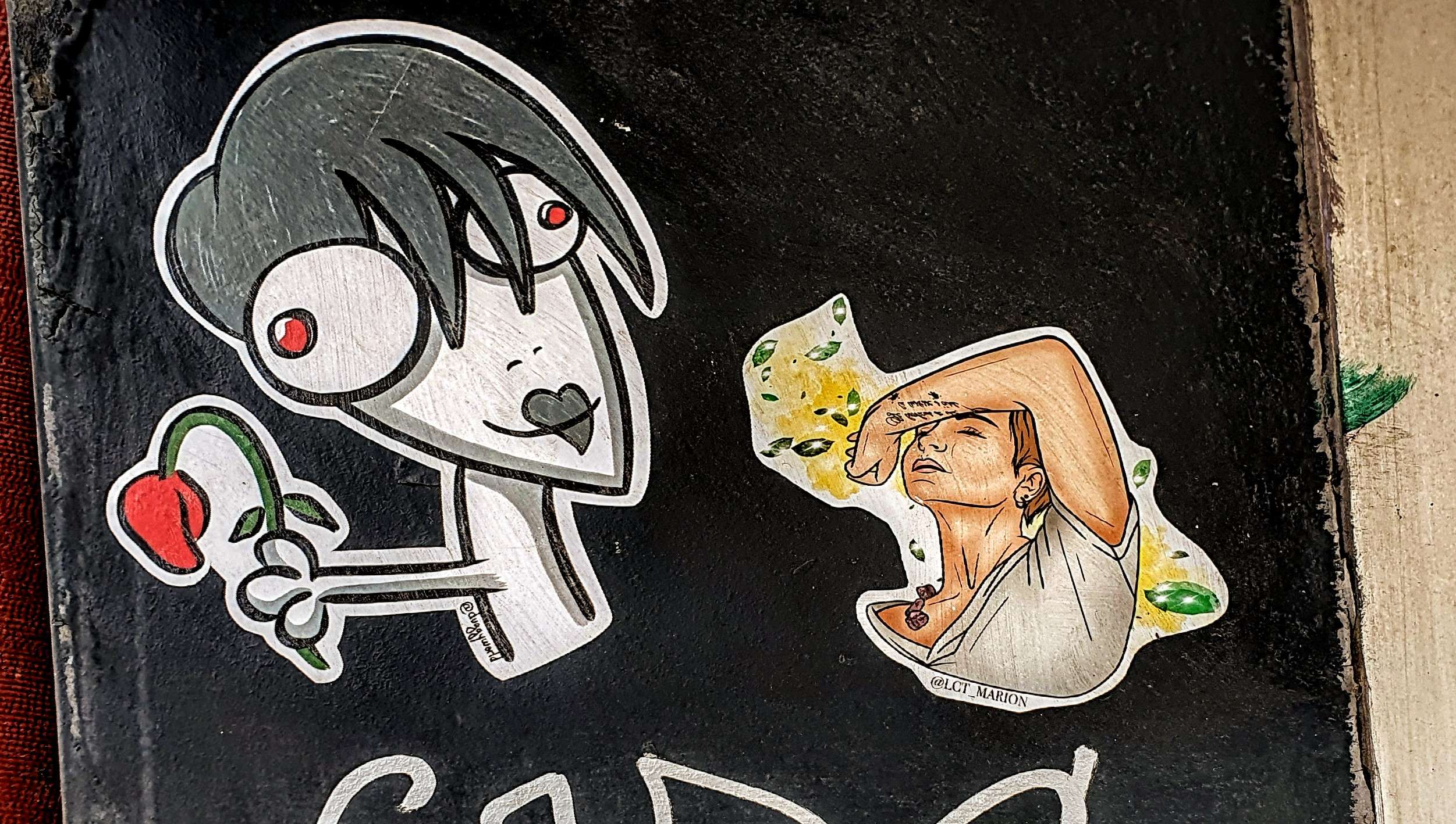 
								Street-art graffiti fresque 
								Duggyworld, Marion LACOUTRE 
									5 Rue Terme
									69001
									Lyon
									France 
									Pat Finder
								Street-Art-Safari.com
								