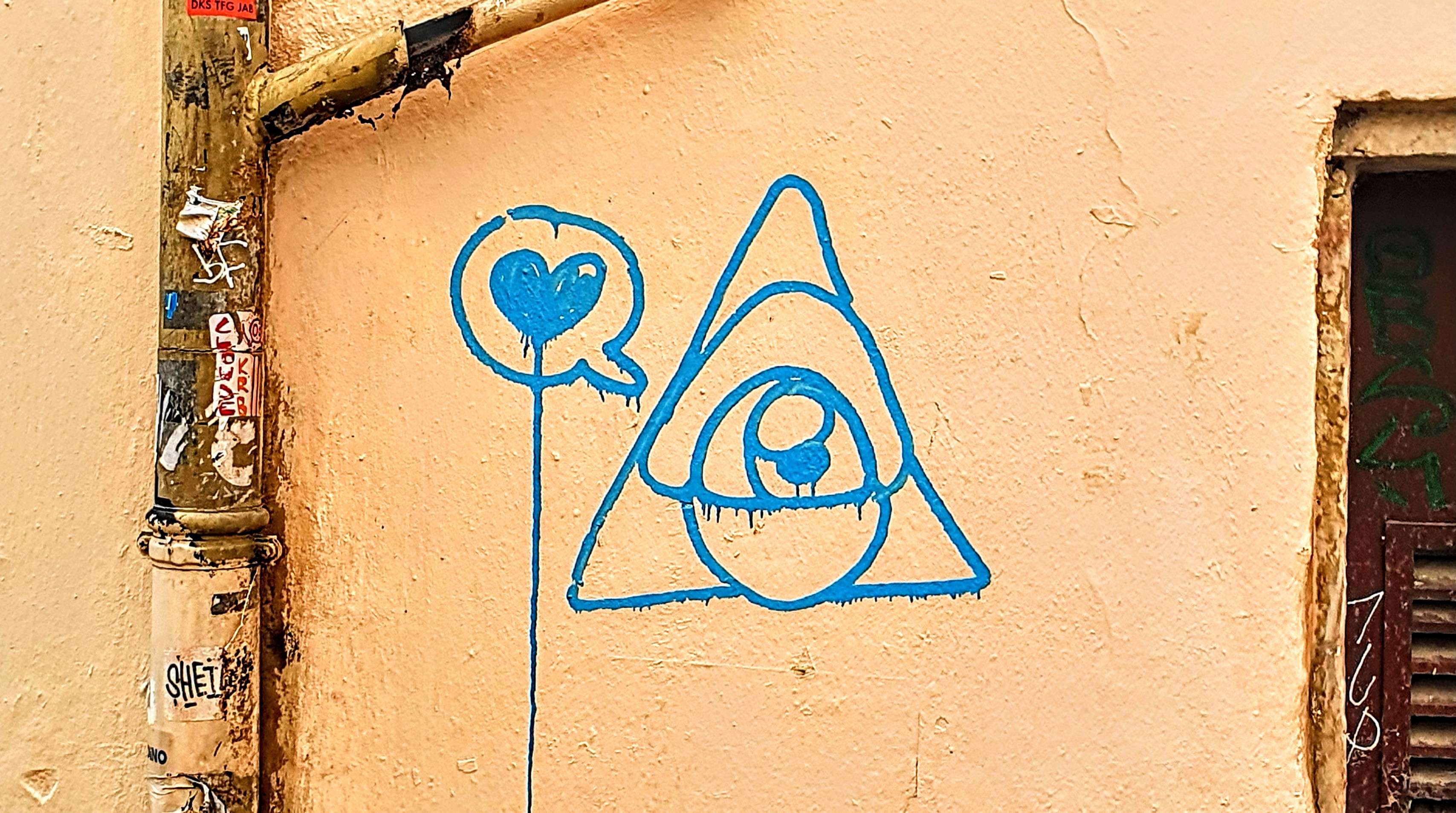 
								Street-art graffiti fresque 
								Fouapa 
									1 Rue Sainte-Marie-des-Terreaux
									69001
									Lyon
									France 
									Pat Finder
								Street-Art-Safari.com
								