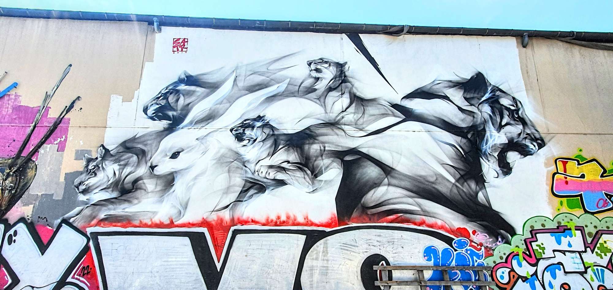 
								Street-art graffiti fresque 
								Satr 
									9 All&eacute;e de Fontenay
									69007
									Lyon
									France 
									Pat Finder
								Street-Art-Safari.com
								