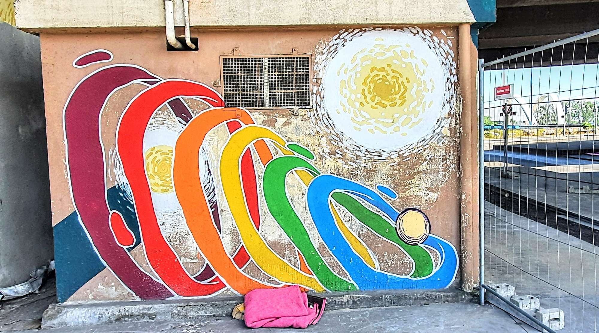 
								Street-art graffiti fresque 
								 
									83 Quai Perrache
									69002
									Lyon
									France 
									Pat Finder
								Street-Art-Safari.com
								