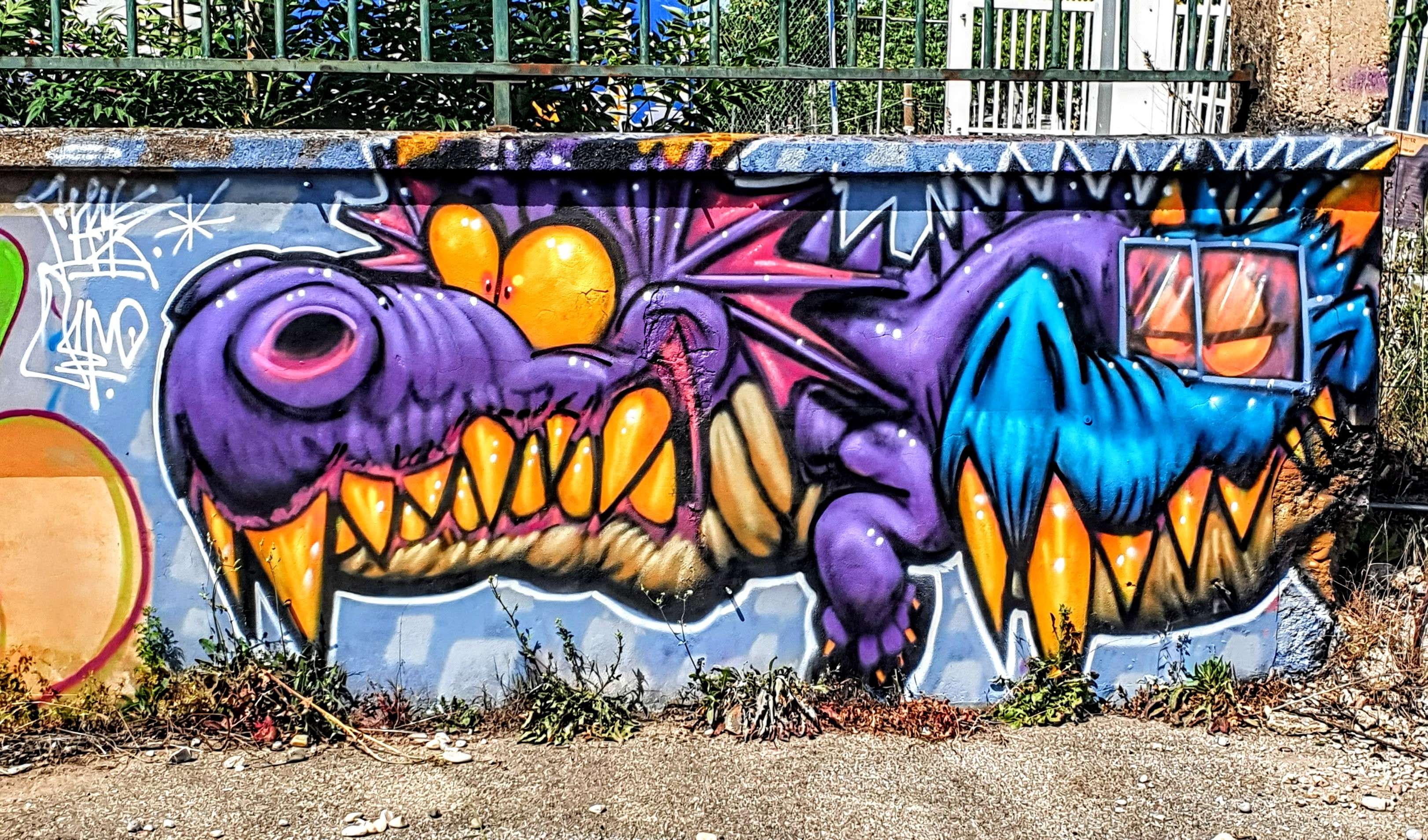 
								Street-art graffiti fresque 
								Skema 
									02 Rue Vuillerme
									69002
									Lyon
									France 
									Pat Finder
								Street-Art-Safari.com
								