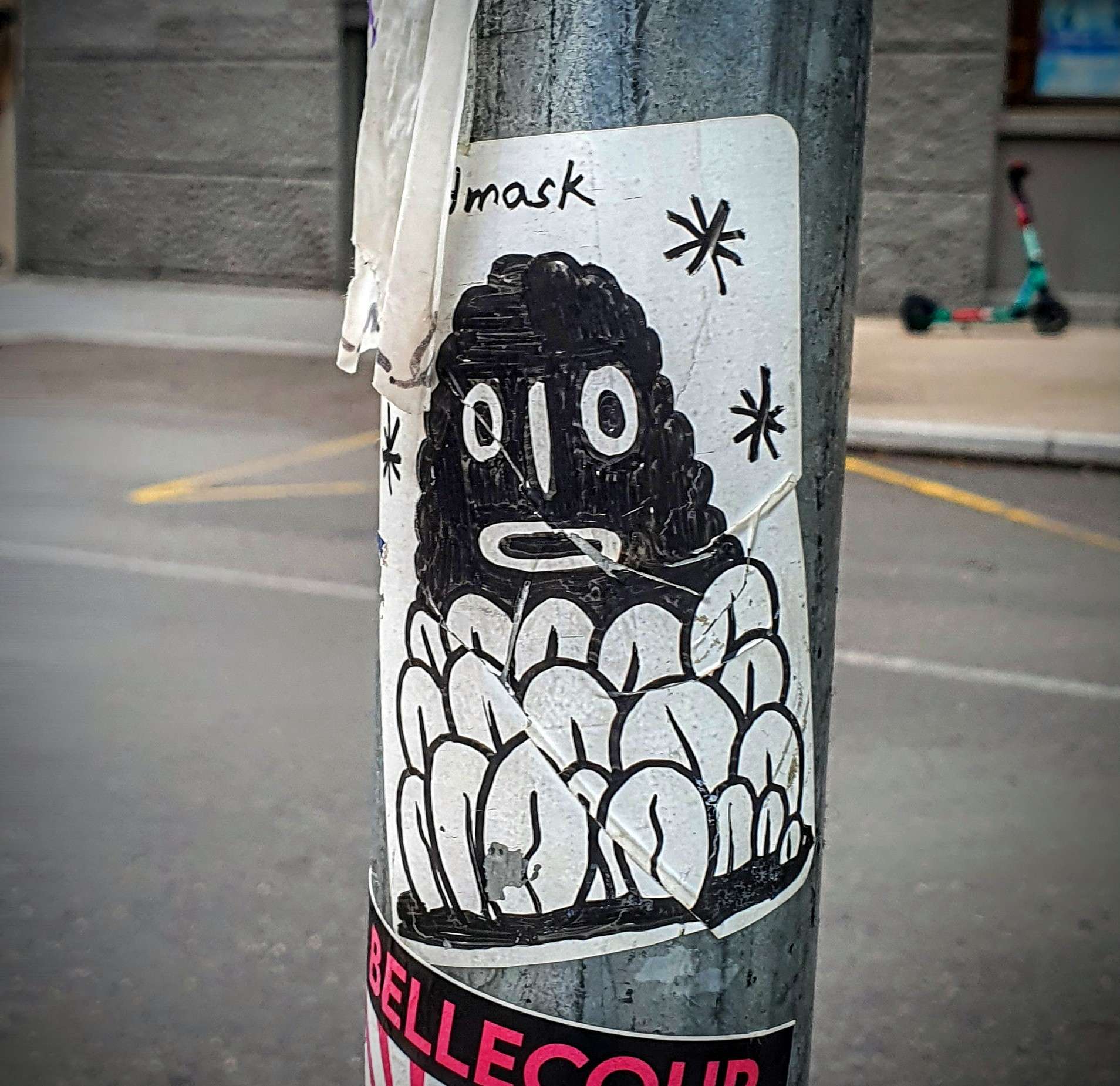 
								Street-art graffiti fresque 
								MaskedMask 
									04 Rue de la Terrasse
									69004
									Lyon
									France 
									Pat Finder
								Street-Art-Safari.com
								