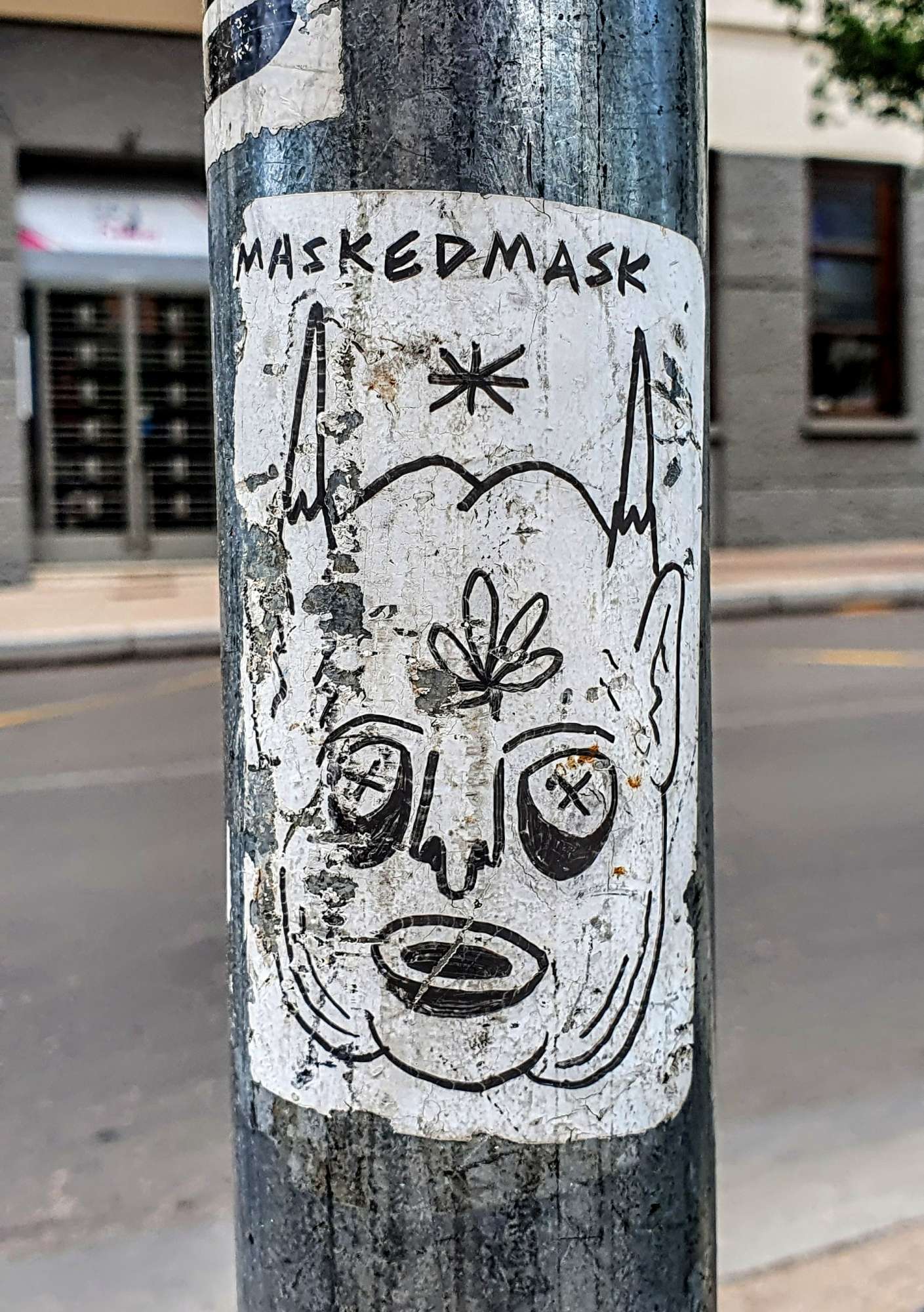 
								Street-art graffiti fresque 
								MaskedMask 
									04 Rue de la Terrasse
									69004
									Lyon
									France 
									Pat Finder
								Street-Art-Safari.com
								