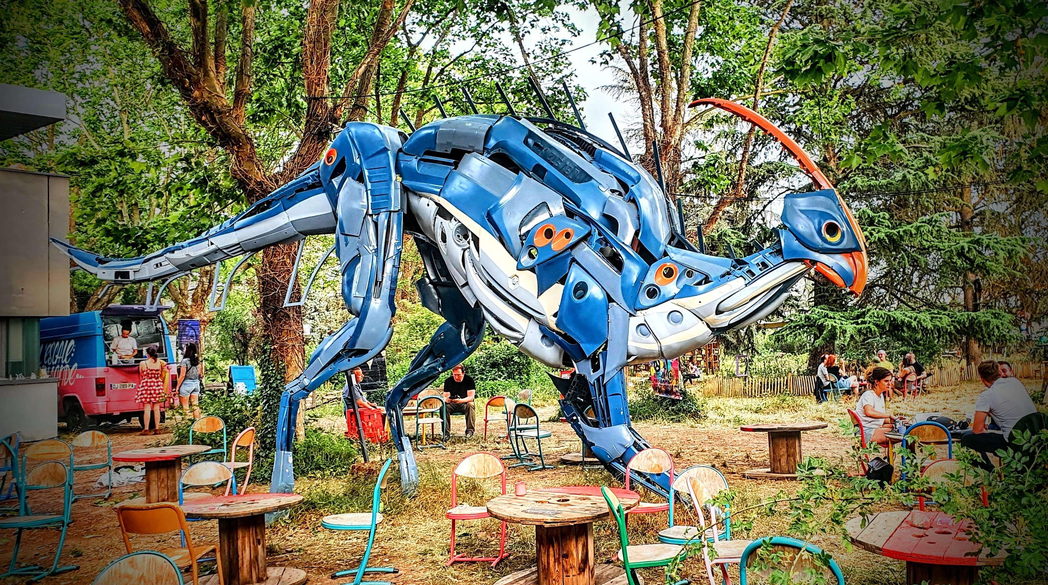 
								Street-art graffiti fresque 
								Romain LARDANCHET 
									24b Rue Alfred de Musset
									69100
									Villeurbanne
									France 
									Pat Finder
								Street-Art-Safari.com
								