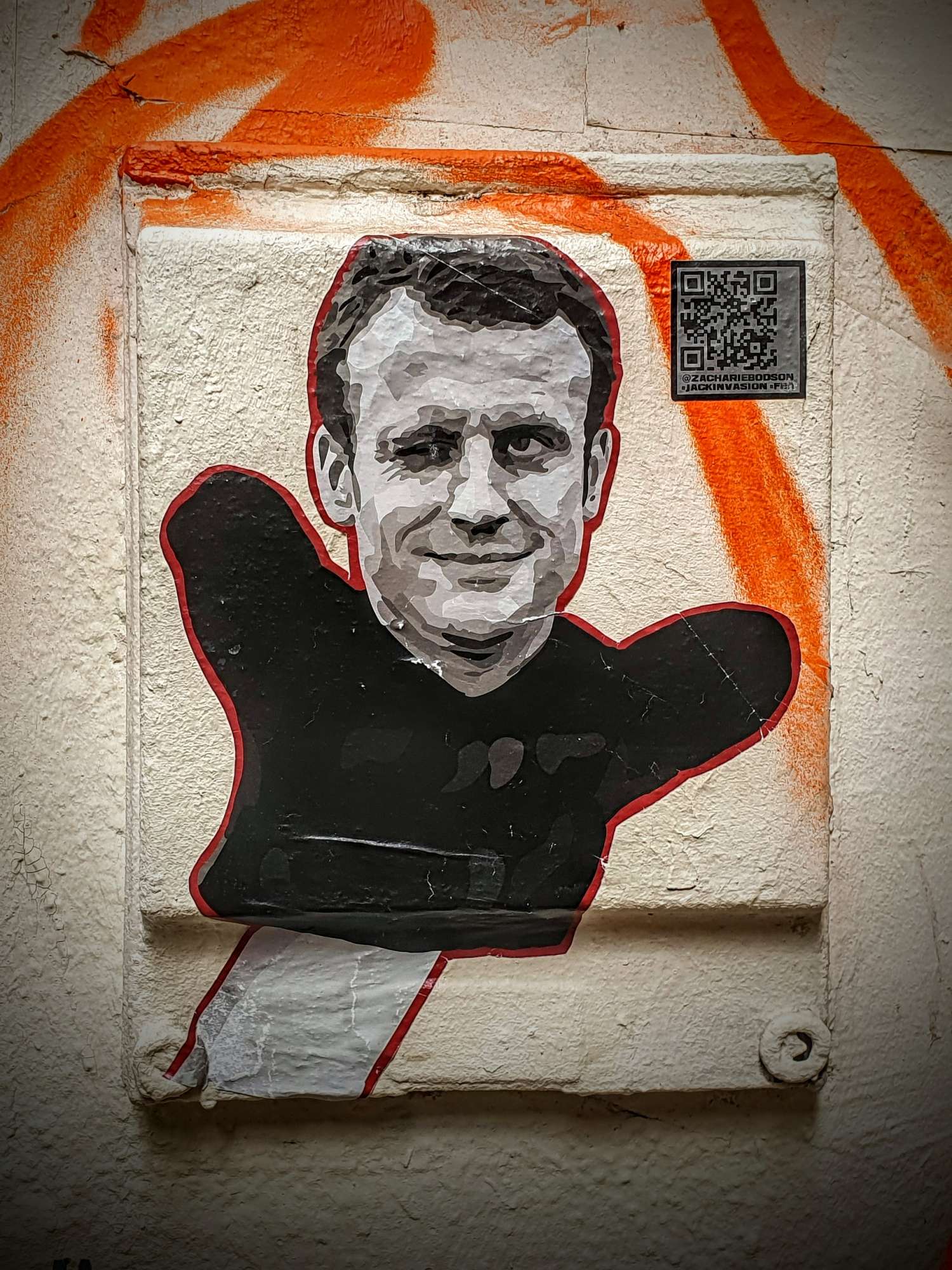 
								Street-art graffiti fresque 
								Zacharie Bodson 
									7 Rue Chavannes
									69001
									Lyon
									France 
									Pat Finder
								Street-Art-Safari.com
								