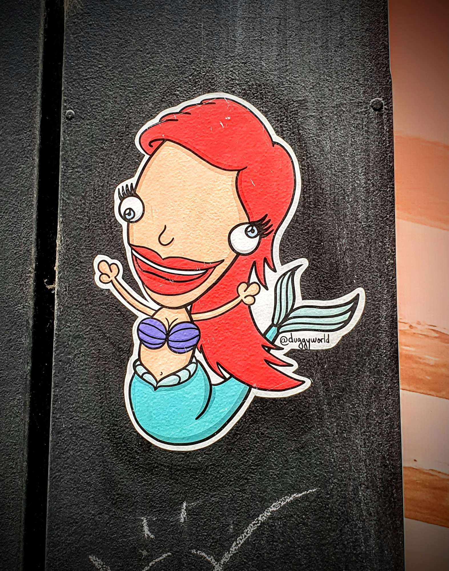 
								Street-art graffiti fresque 
								Duggyworld 
									17 Rue de Brest
									69002
									Lyon
									France 
									Pat Finder
								Street-Art-Safari.com
								