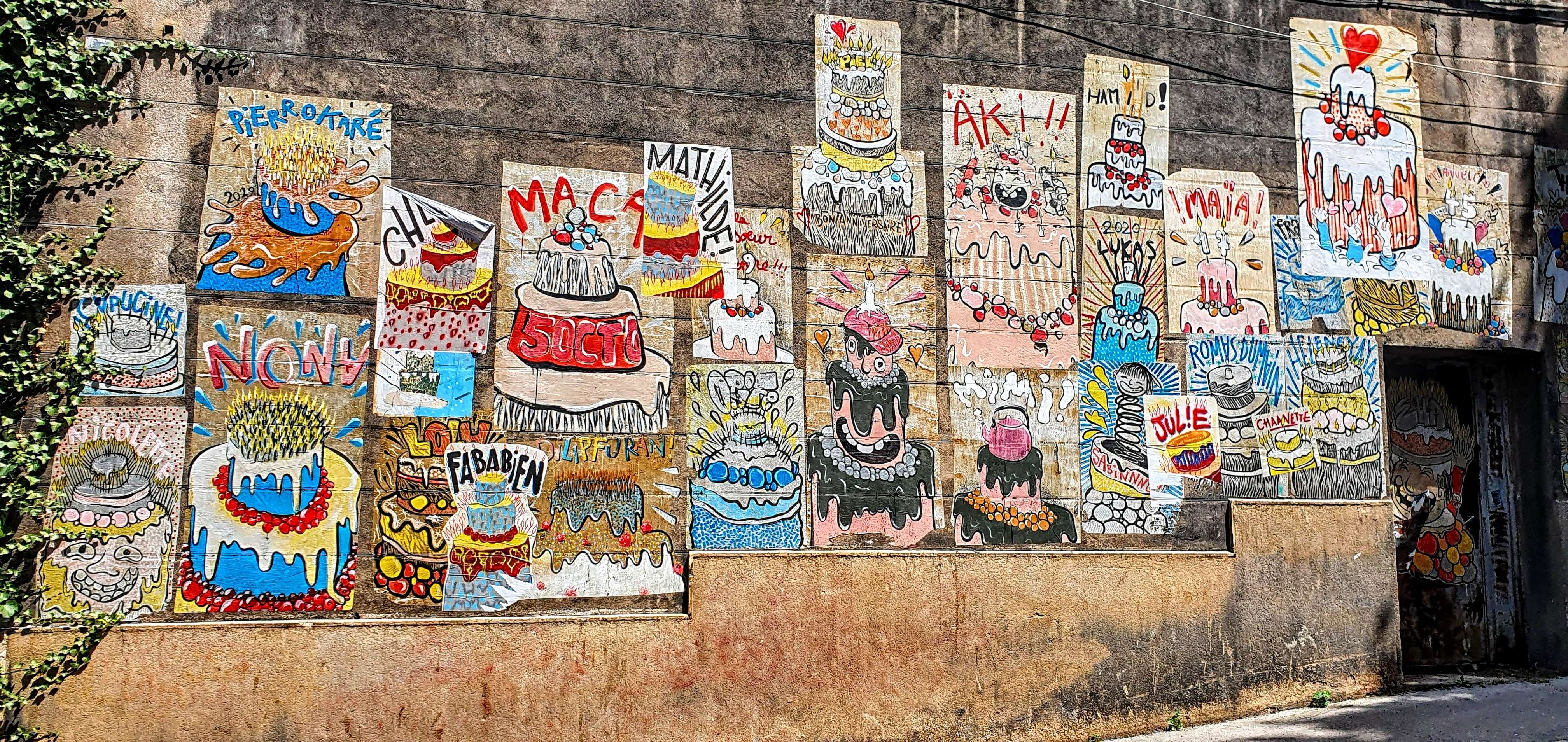 
								Street-art graffiti fresque 
								 
									12 Rue du Fr&egrave;re Maras
									42000
									Saint-&Eacute;tienne
									France 
									Pat Finder
								Street-Art-Safari.com
								