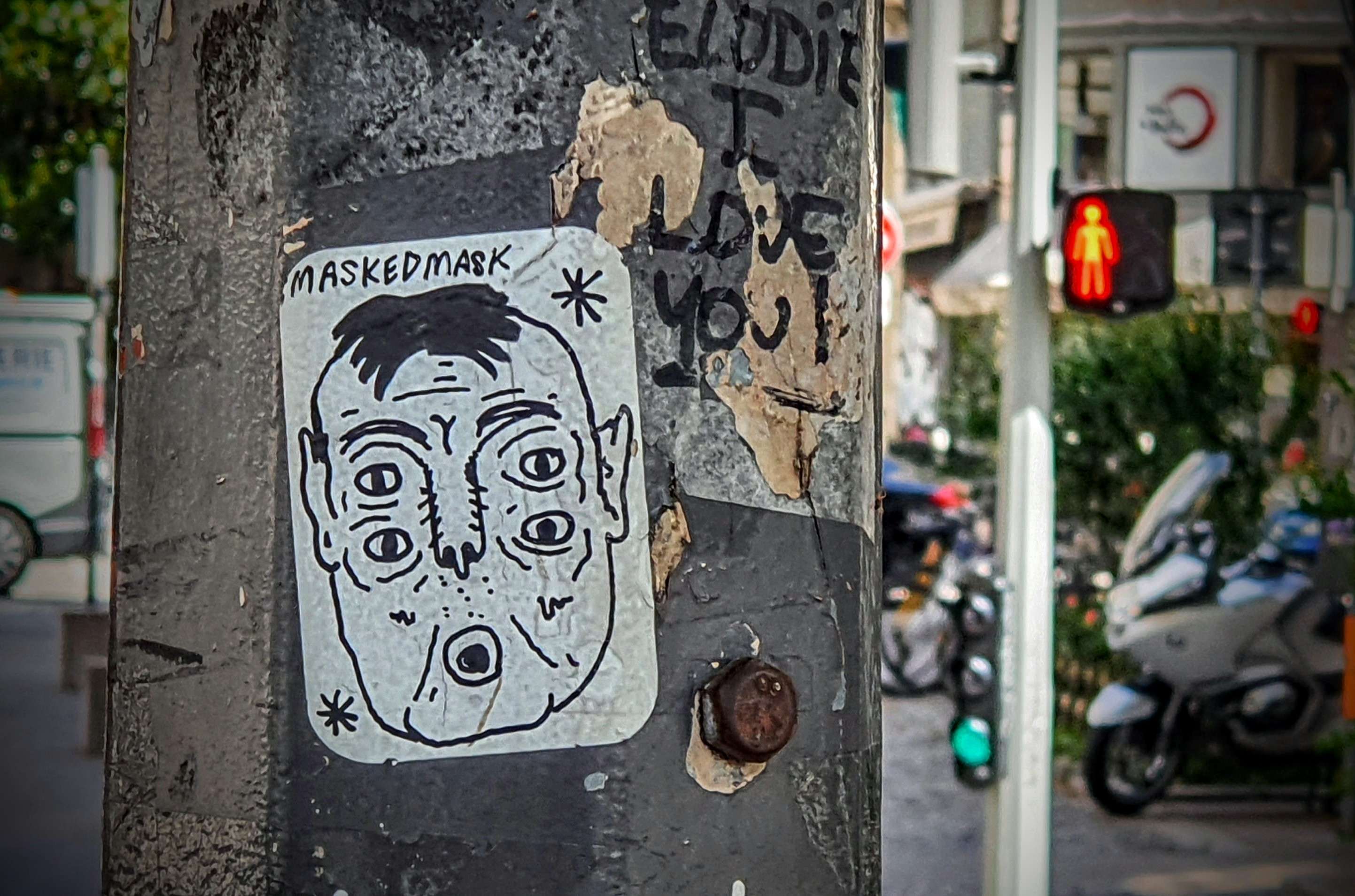 
								Street-art graffiti fresque 
								MaskedMask 
									
									69001
									Lyon
									France 
									Pat Finder
								Street-Art-Safari.com
								