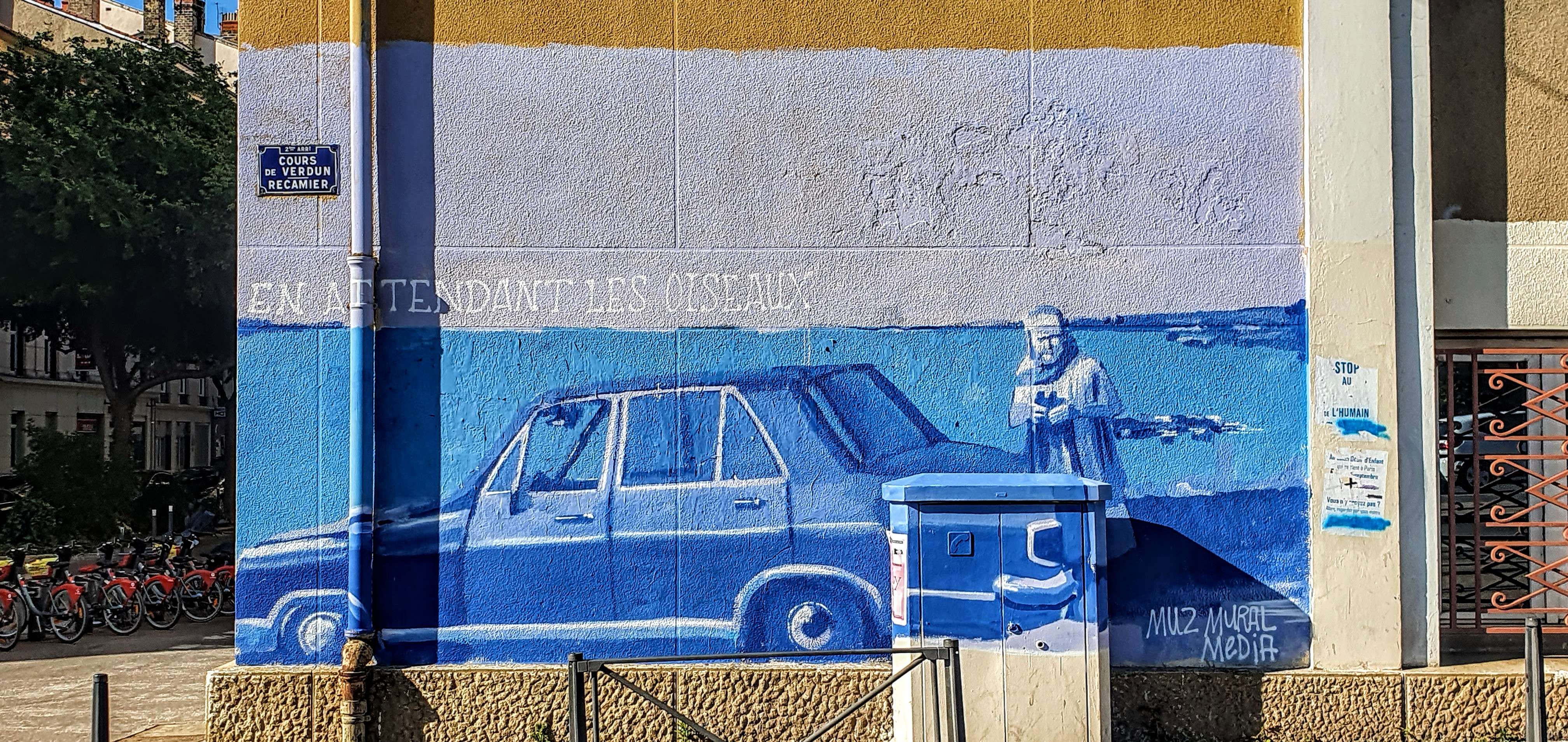 
								Street-art graffiti fresque 
								Muz Mural Media 
									57 Rue de la Charit&eacute;
									69002
									Lyon
									France 
									Pat Finder
								Street-Art-Safari.com
								