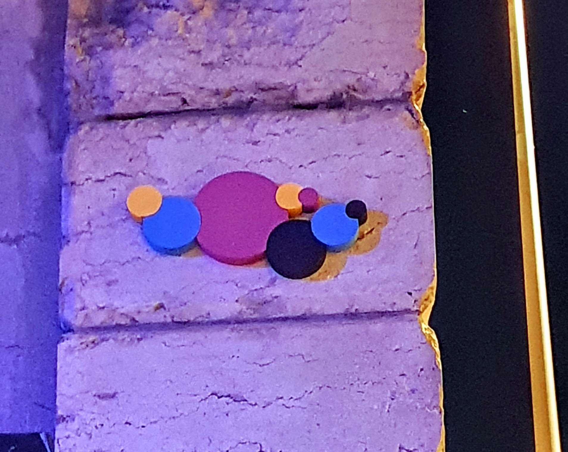 
								Street-art graffiti fresque 
								CMYK dots 
									107 Rue de Marseille
									69007
									Lyon
									France 
									Pat Finder
								Street-Art-Safari.com
								