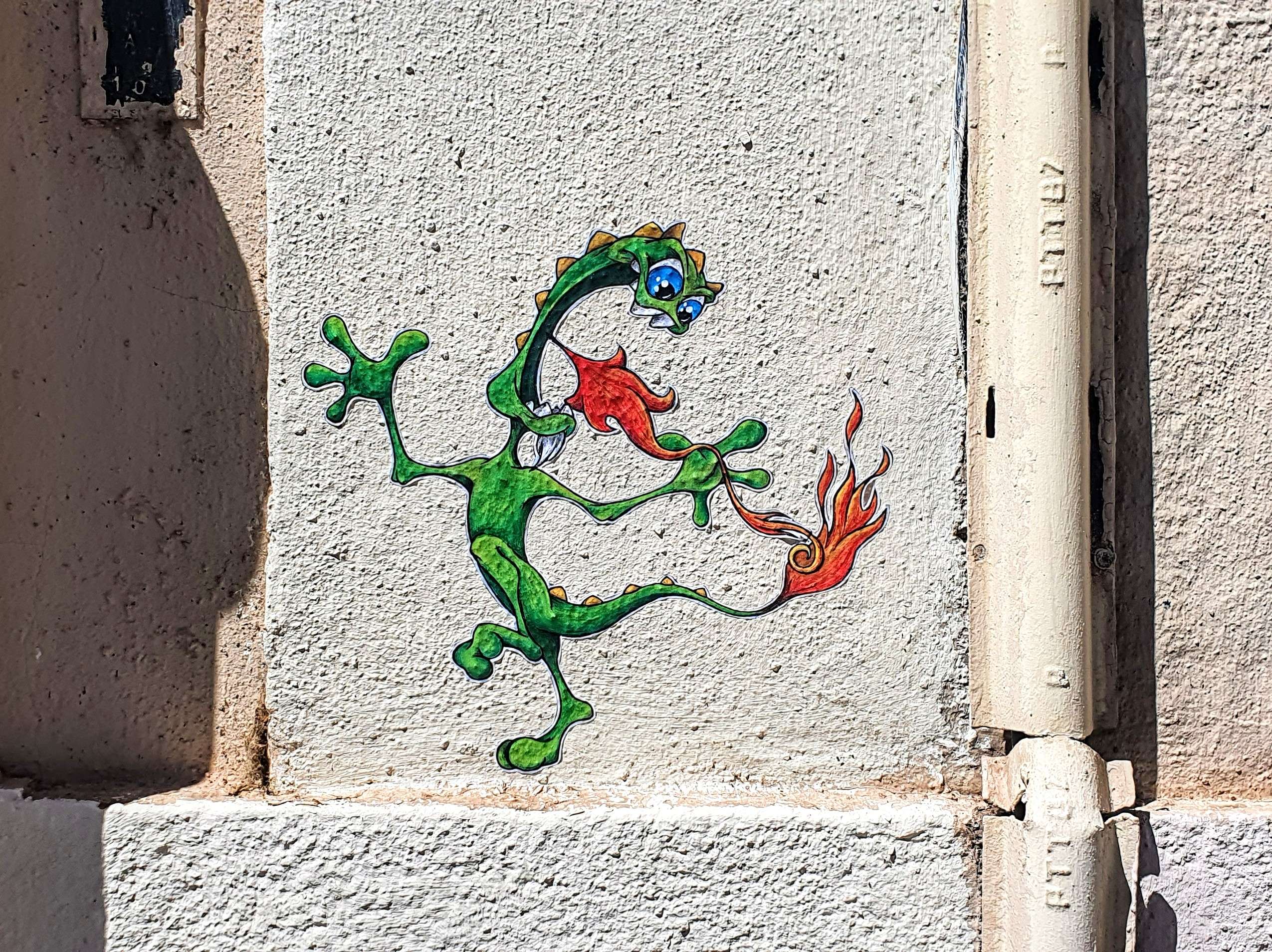 
								Street-art graffiti fresque 
								Cap Phi 
									10 Rue Pelletier
									69004
									Lyon
									France 
									Pat Finder
								Street-Art-Safari.com
								