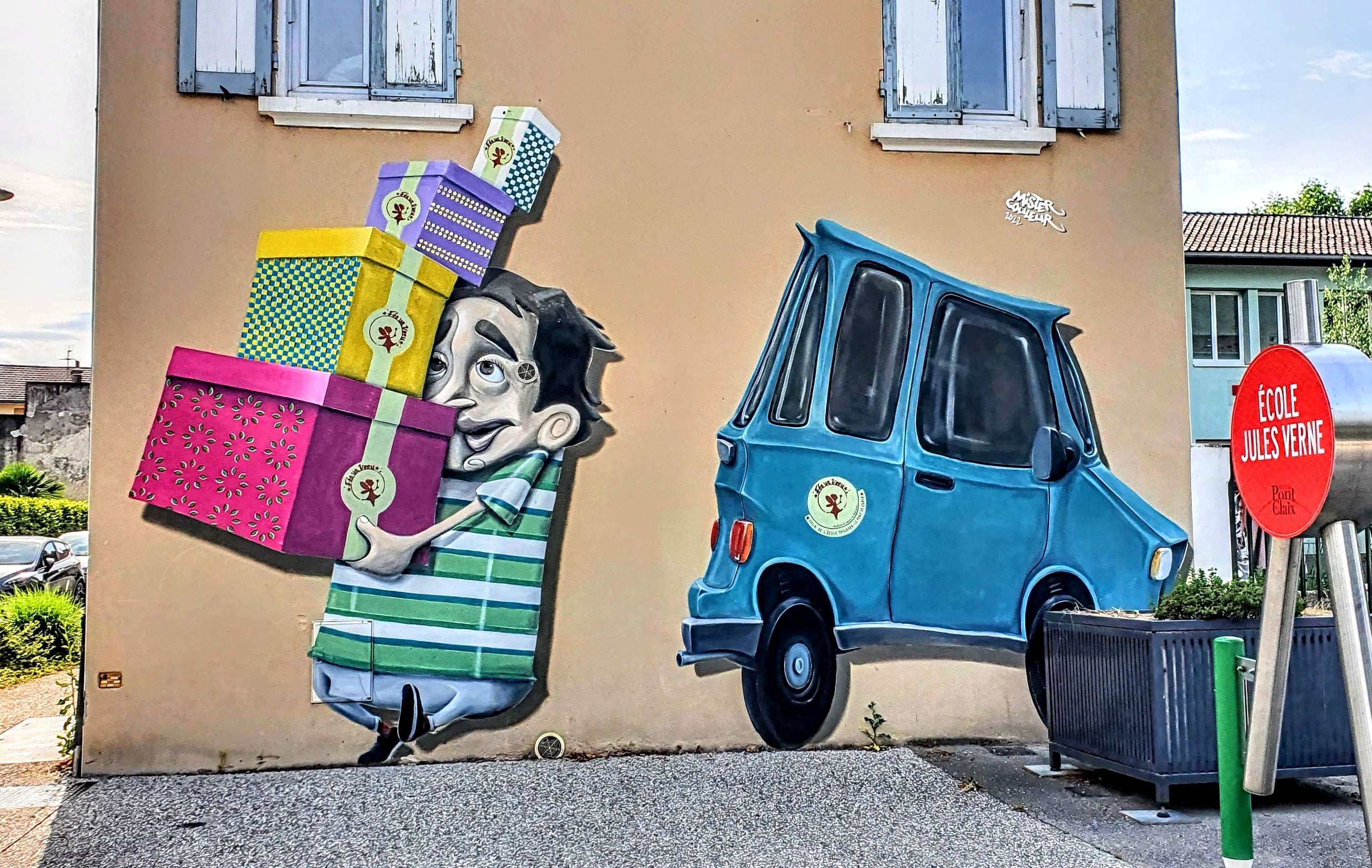 
								Street-art graffiti fresque 
								Mister Couleur 
									6 Rue Beno&icirc;t Jay
									38800
									Le Pont-de-Claix
									France 
									Pat Finder
								Street-Art-Safari.com
								