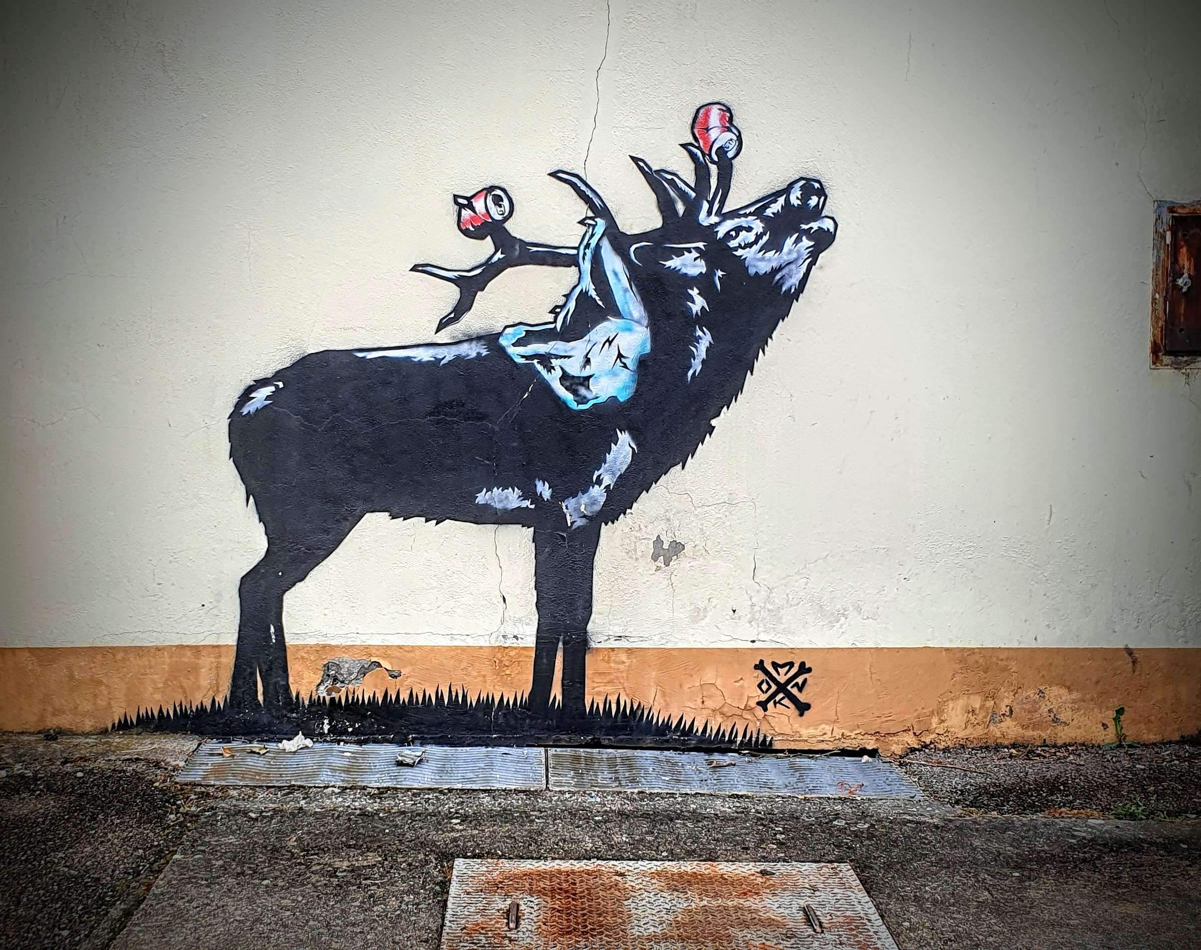 
								Street-art graffiti fresque 
								Monk 
									12 Rue Mozart
									38800
									Le Pont-de-Claix
									France 
									Pat Finder
								Street-Art-Safari.com
								