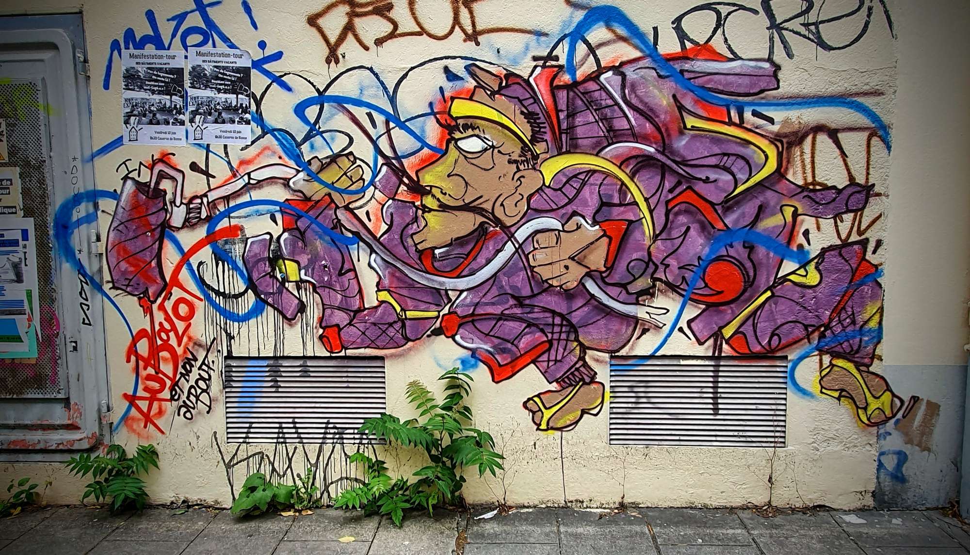 
								Street-art graffiti fresque 
								LartistSuperCho 
									33 Rue Abb&eacute; Gr&eacute;goire
									38000
									Grenoble
									France 
									Pat Finder
								Street-Art-Safari.com
								