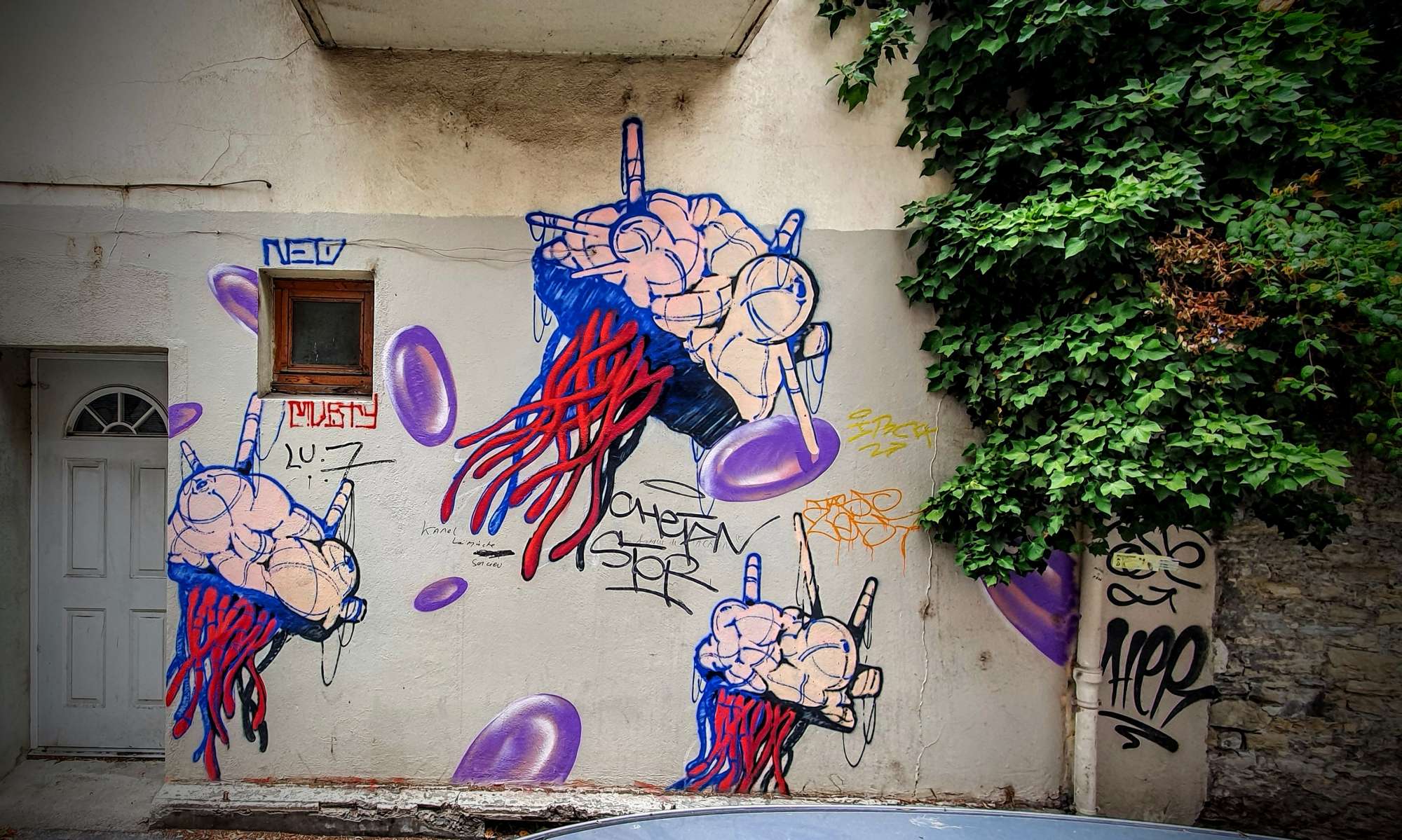 
								Street-art graffiti fresque 
								Neo Musty 
									11 Rue Marx Dormoy
									38000
									Grenoble
									France 
									Pat Finder
								Street-Art-Safari.com
								