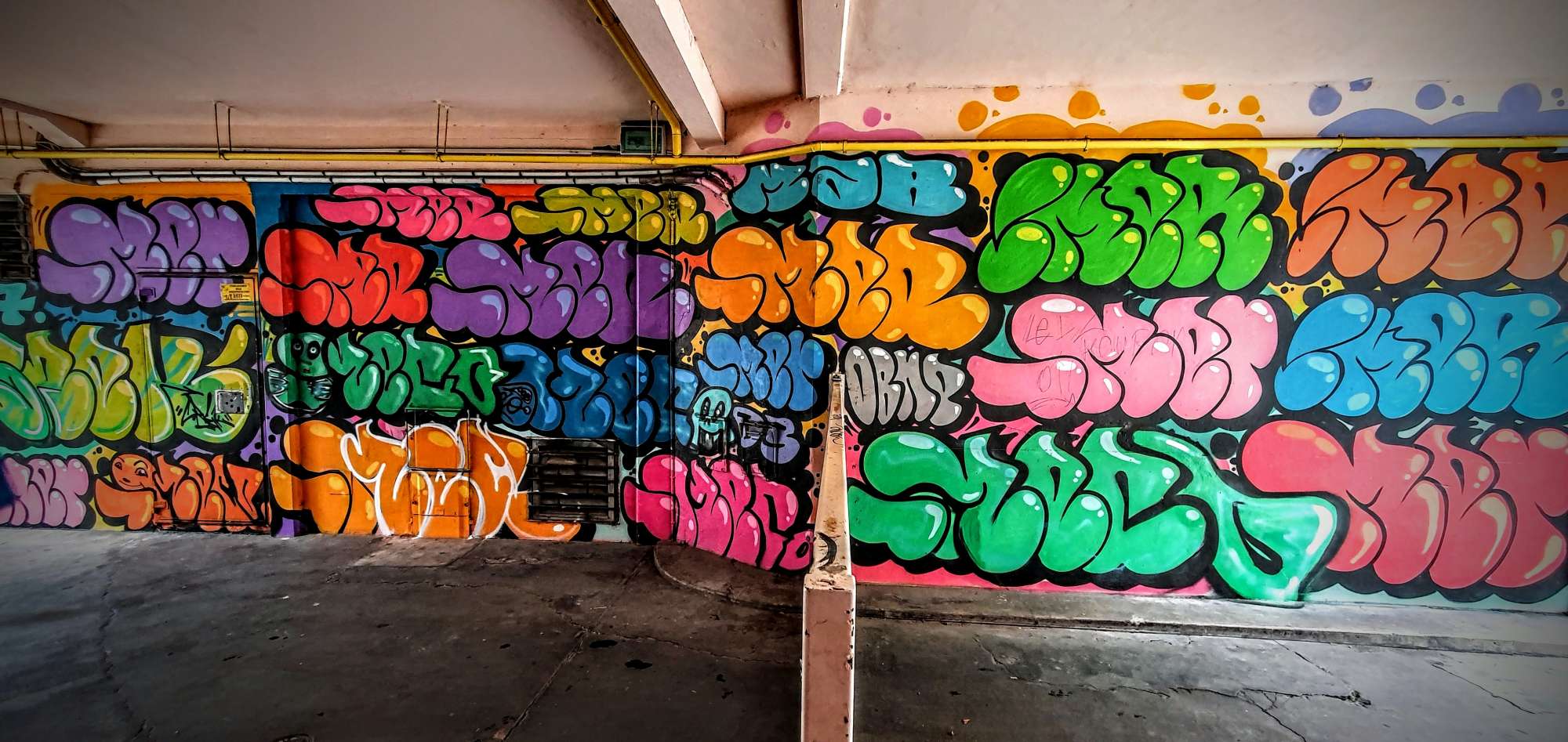 
								Street-art graffiti fresque 
								 
									6 Rue du Docteur Hermite
									38000
									Grenoble
									France 
									Pat Finder
								Street-Art-Safari.com
								