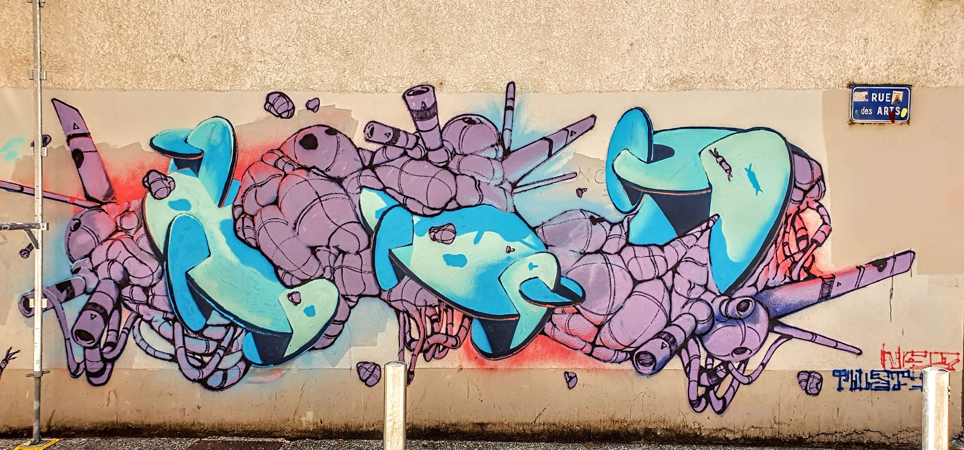 
								Street-art graffiti fresque 
								Neo Musty 
									12 Rue des Arts
									38000
									Grenoble
									France 
									Pat Finder
								Street-Art-Safari.com
								